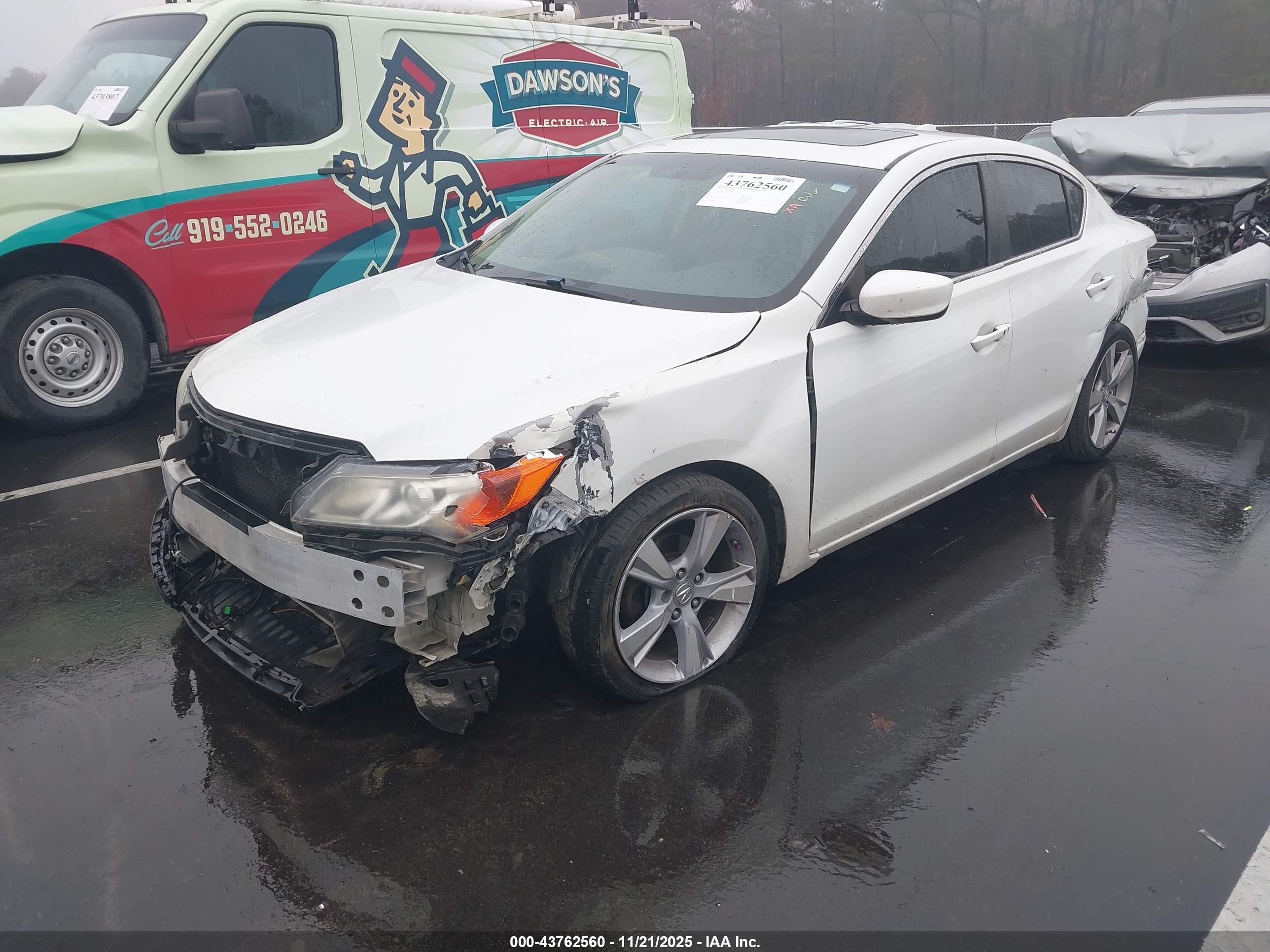 ACURA ILX image 2