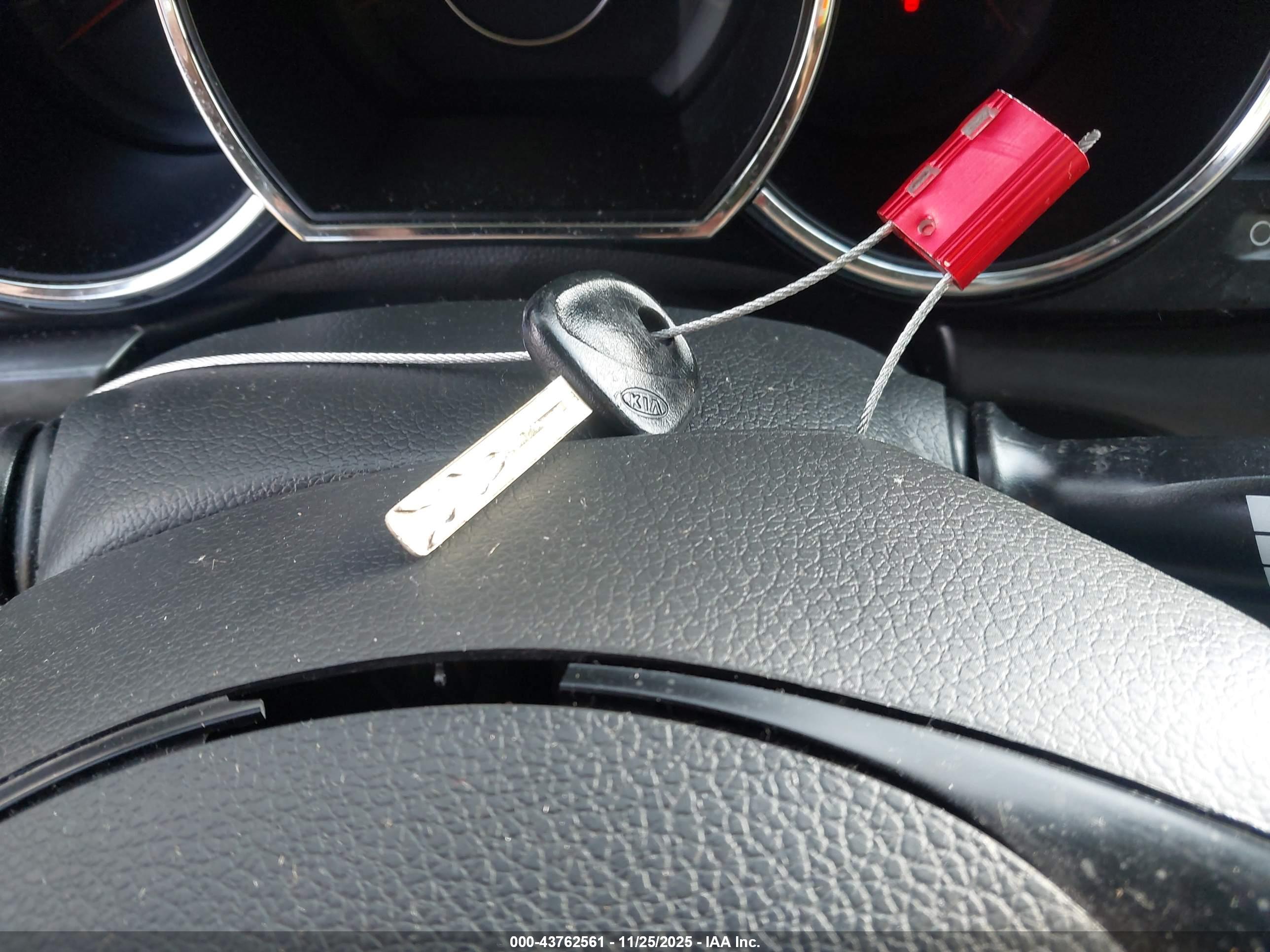 KIA OPTIMA image 11