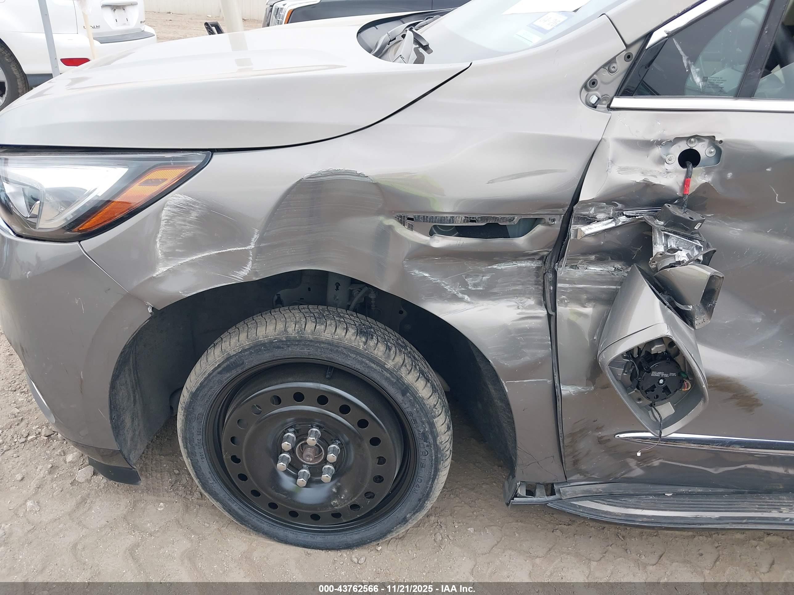 BUICK ENCLAVE image 6