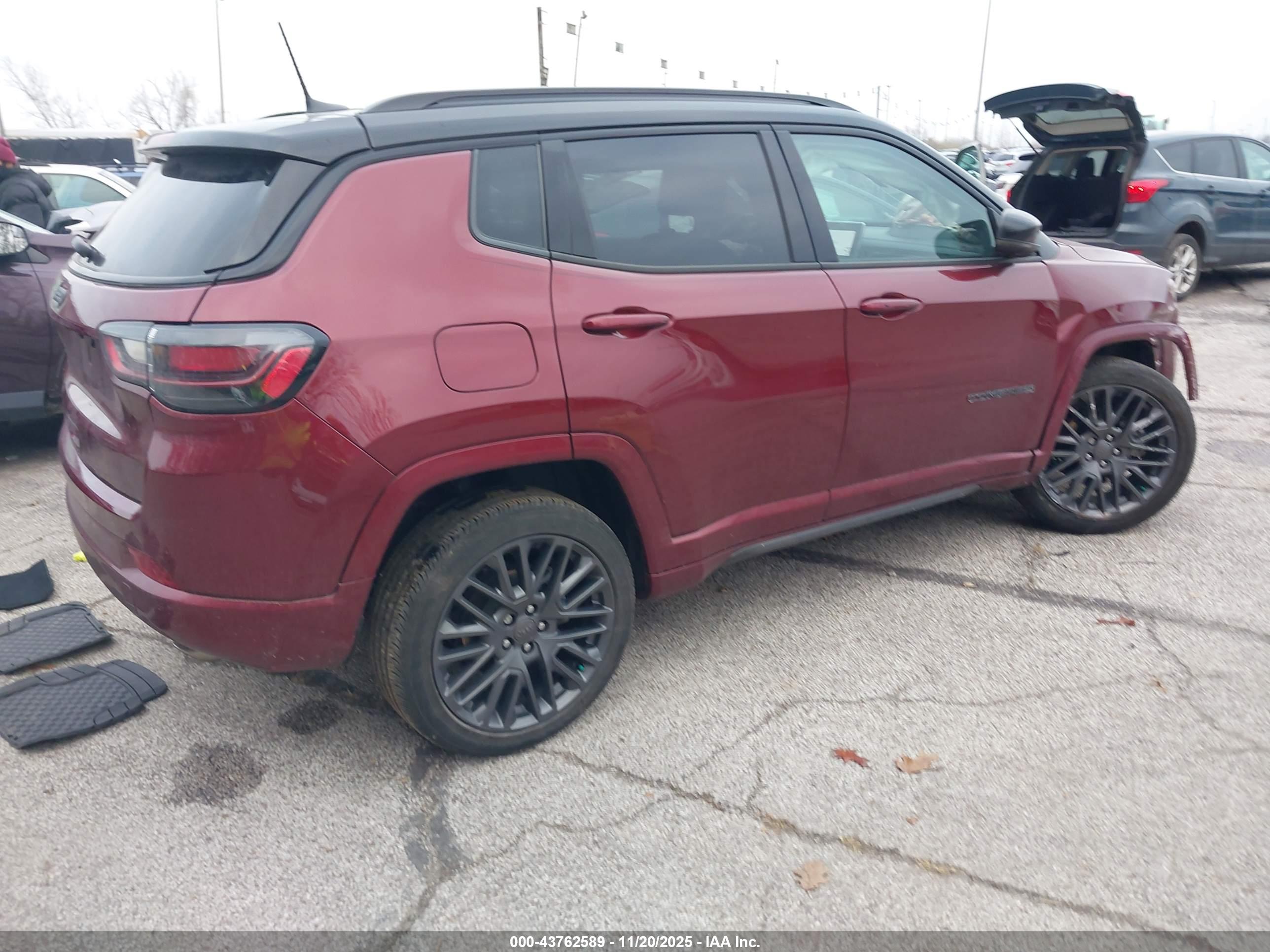 JEEP COMPASS image 4