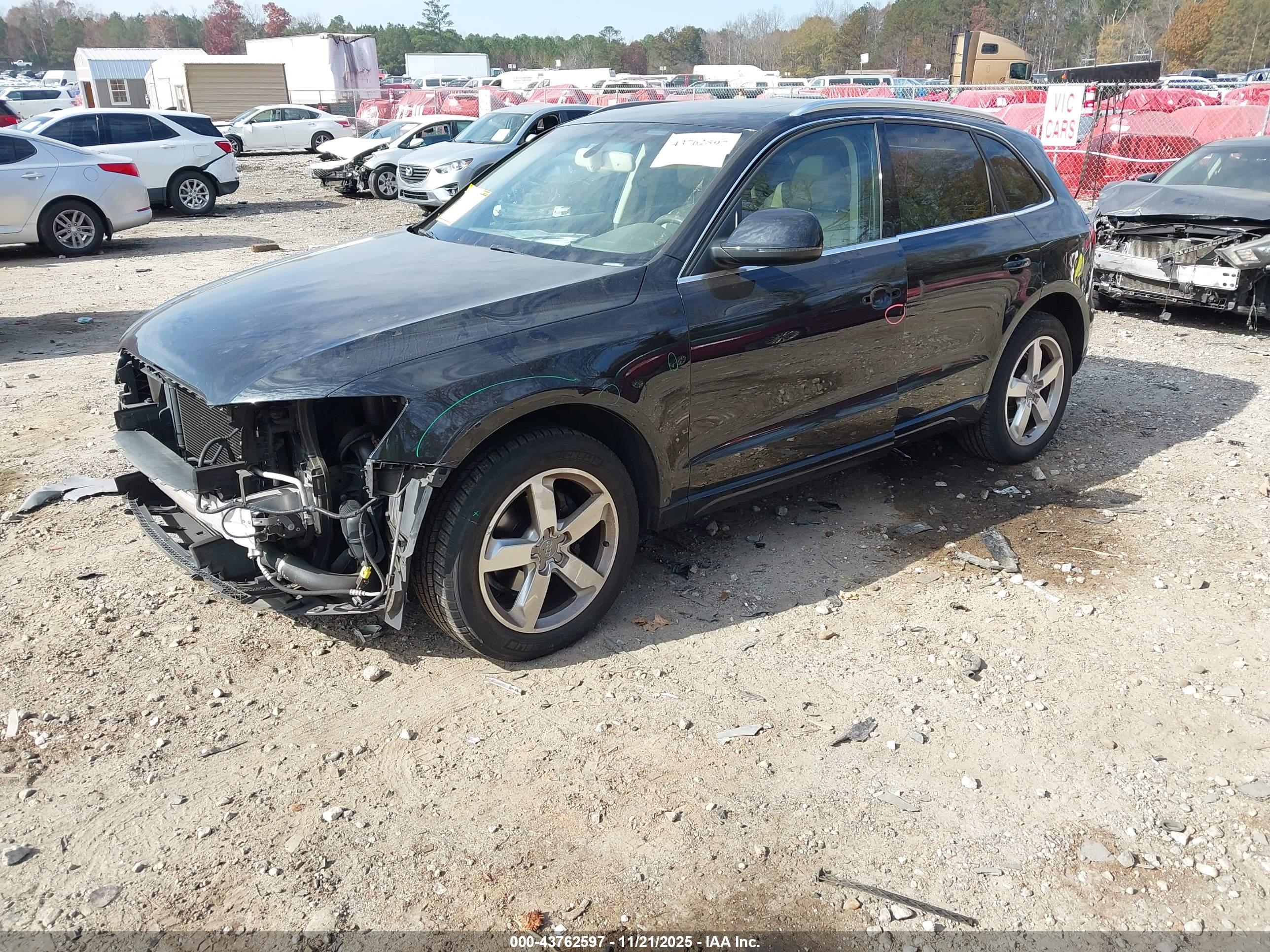 AUDI Q5 image 2