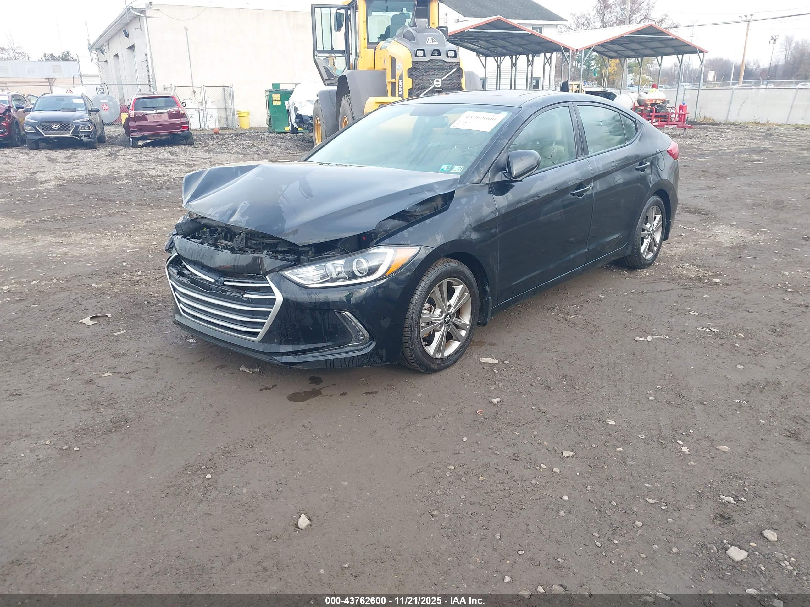 HYUNDAI ELANTRA image 2