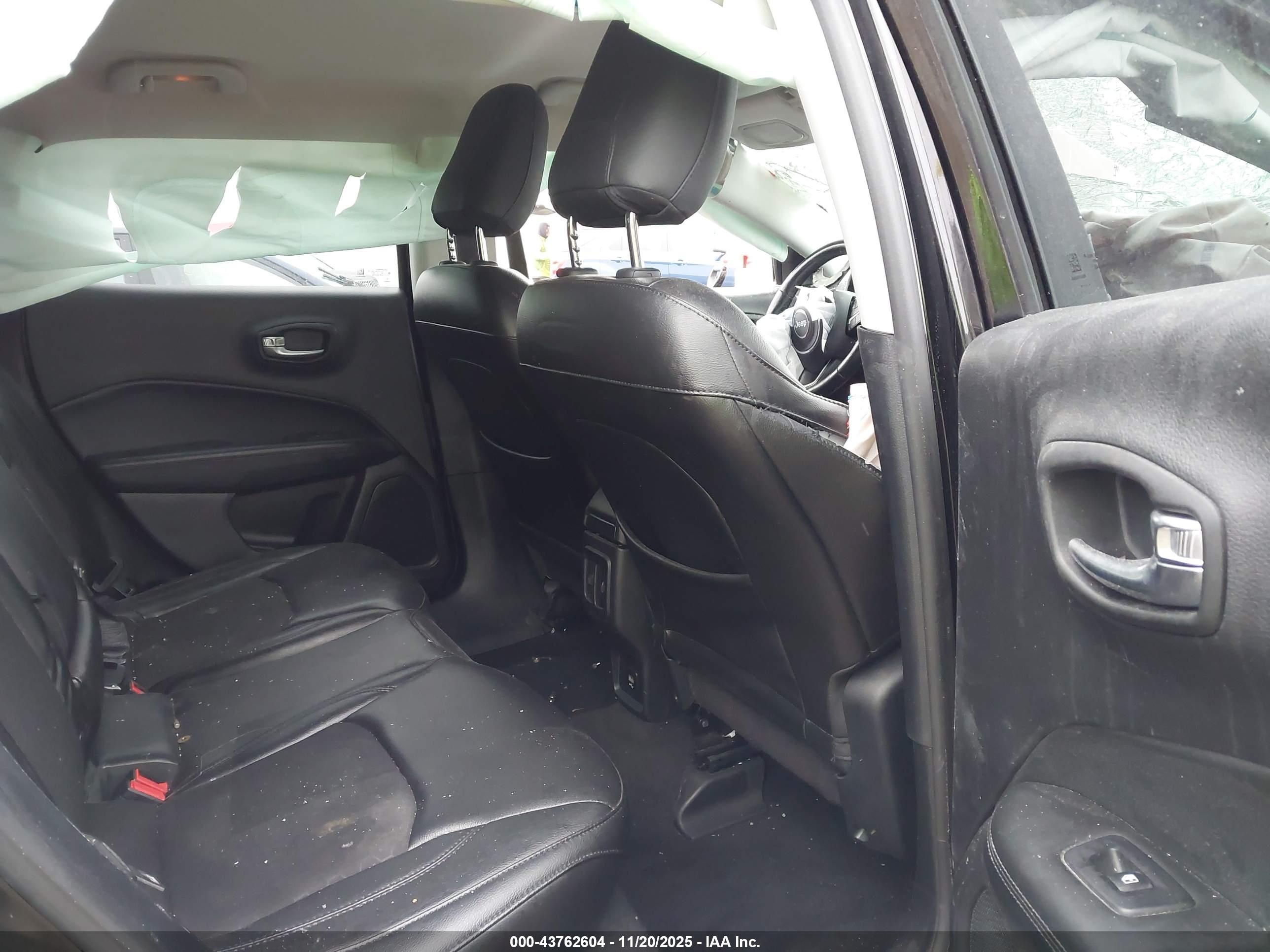 JEEP COMPASS image 8