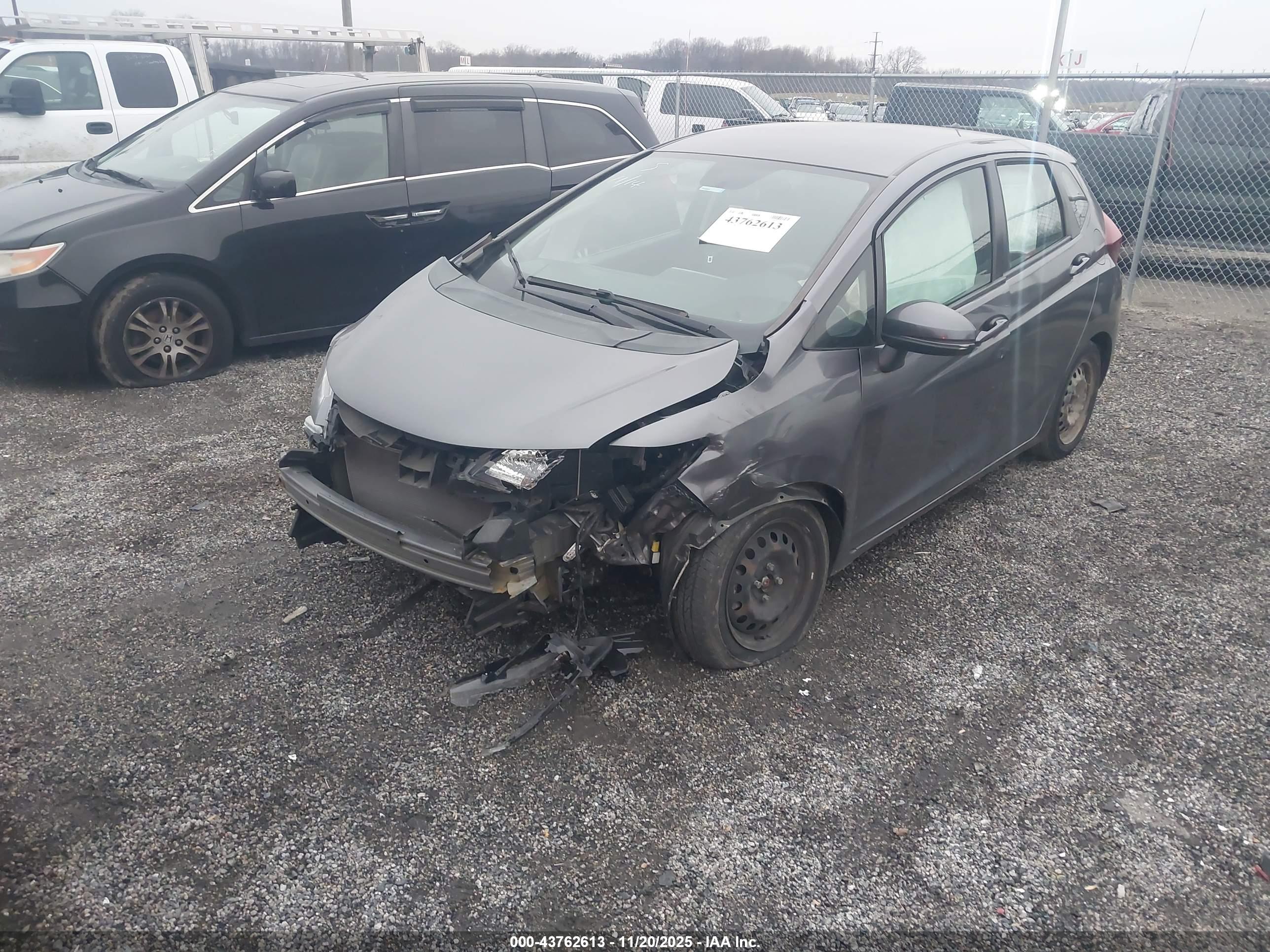 HONDA FIT image 2