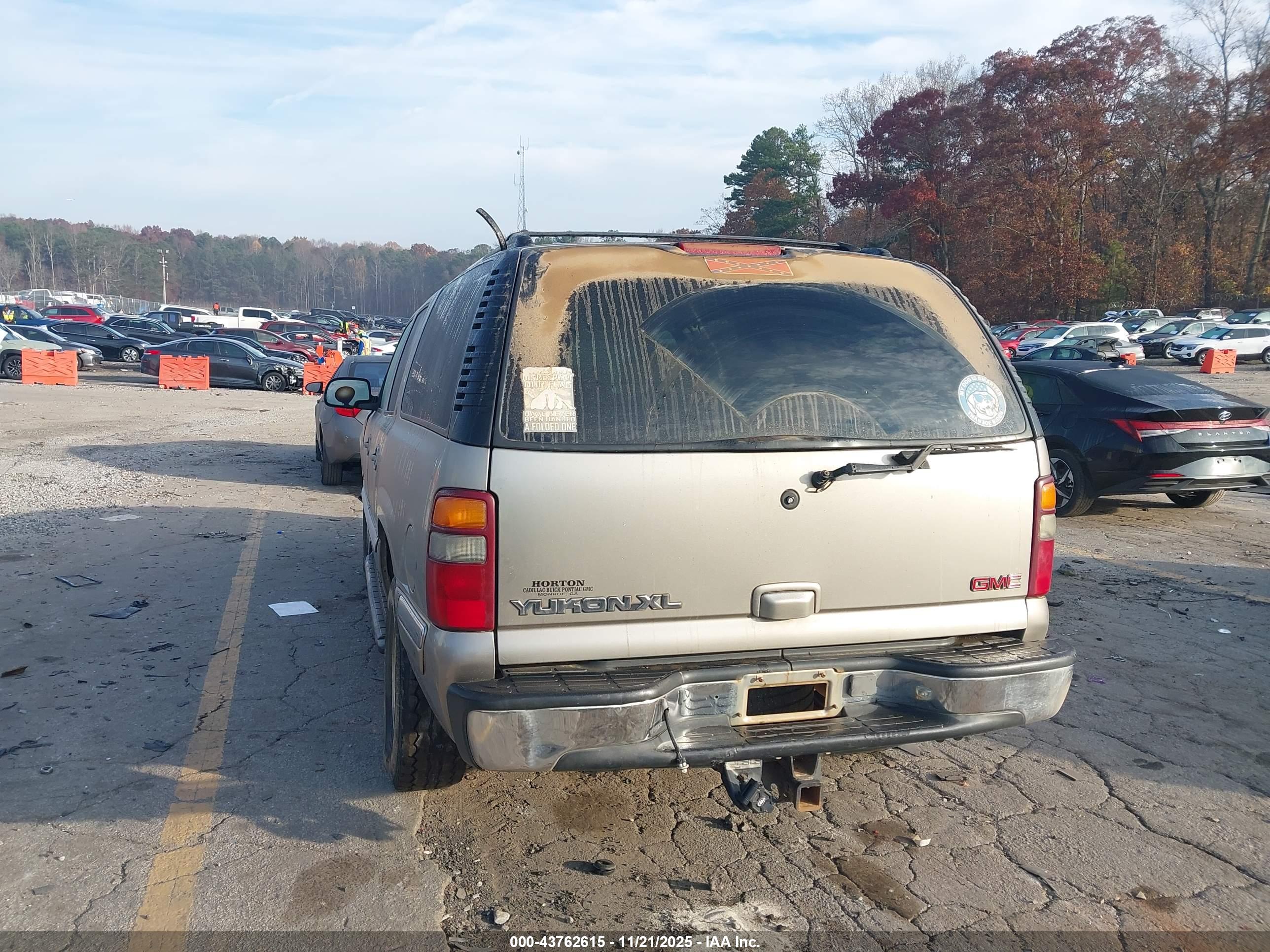 GMC YUKON image 3