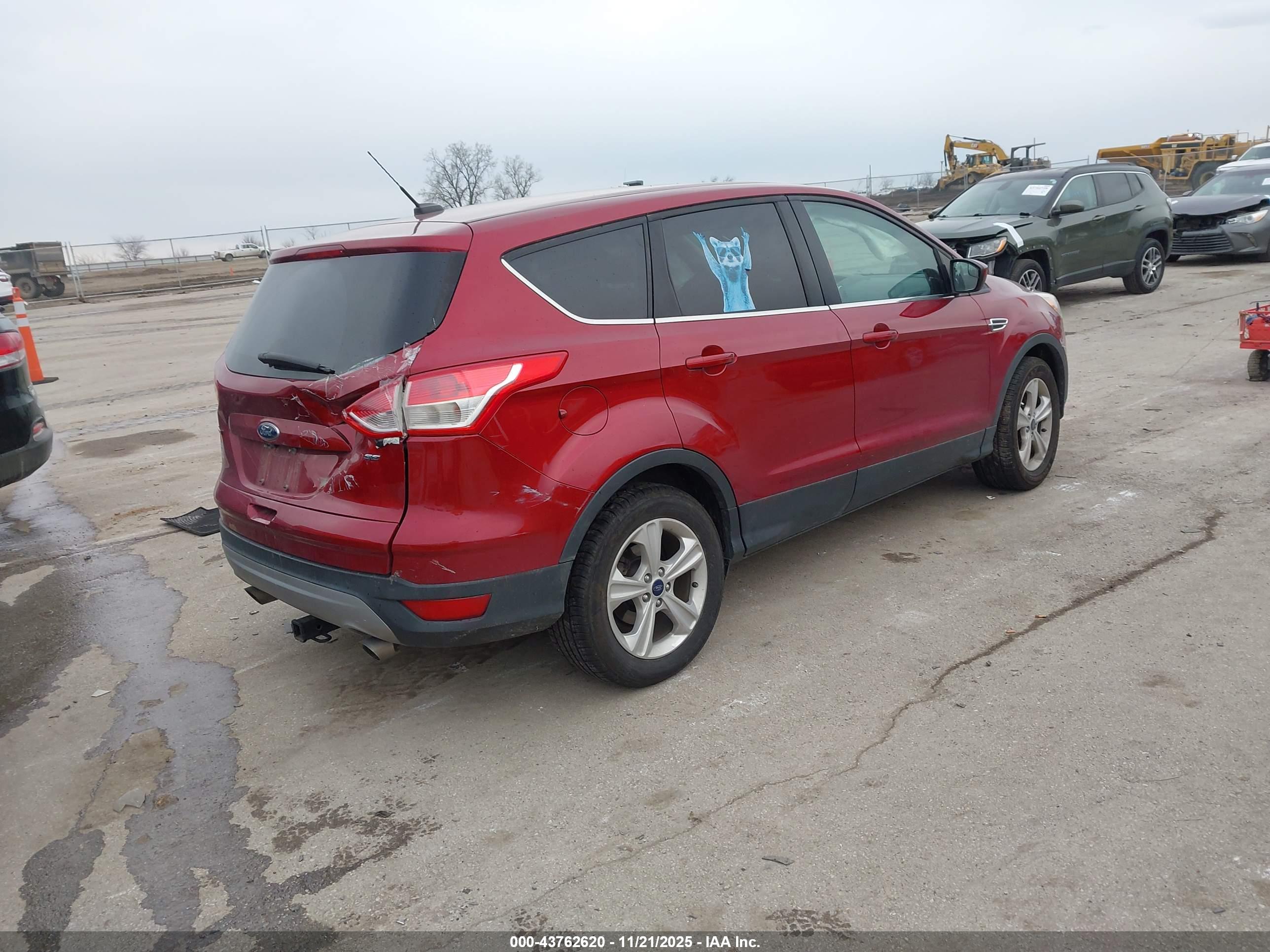 FORD ESCAPE image 4