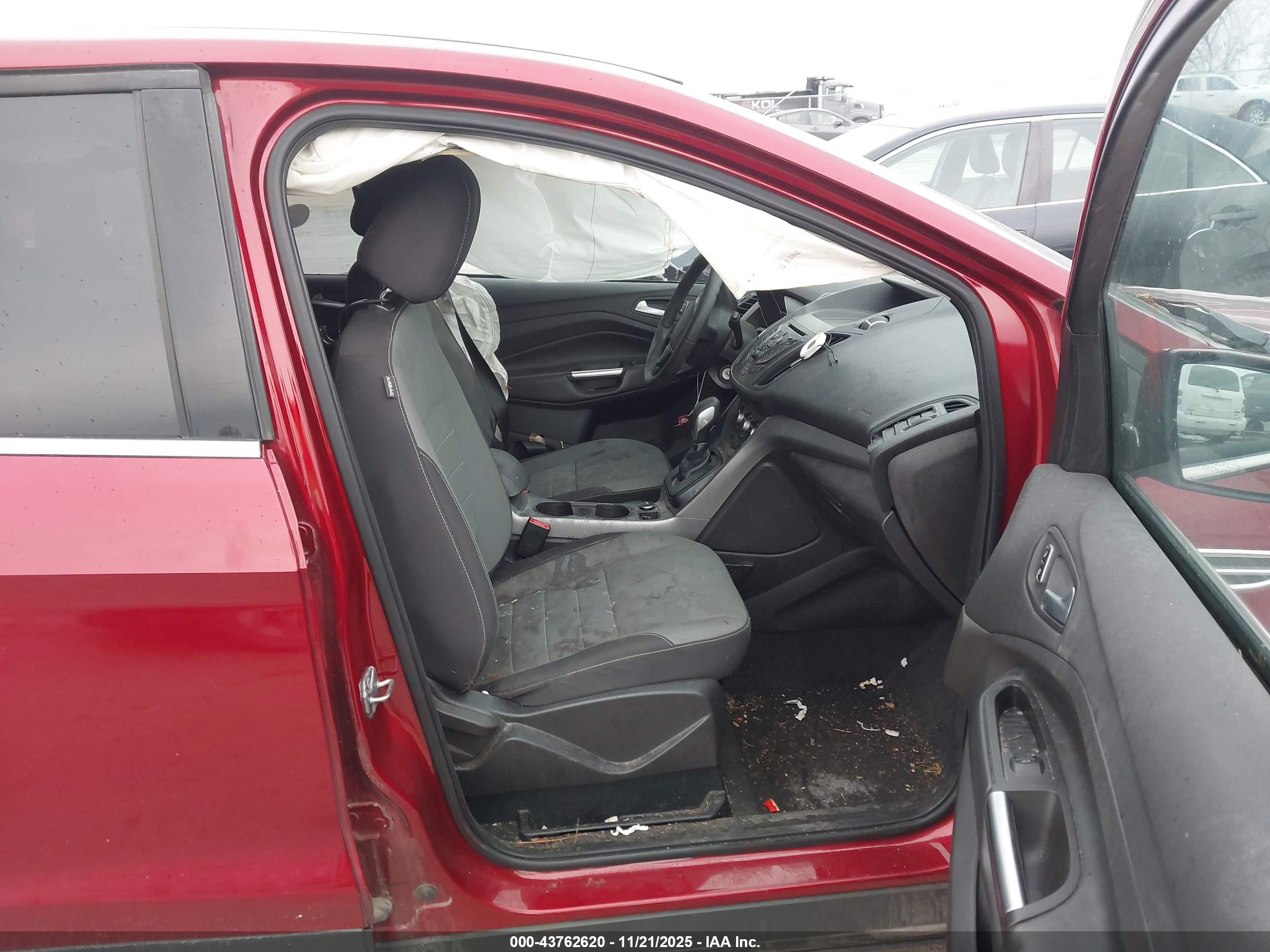 FORD ESCAPE image 5
