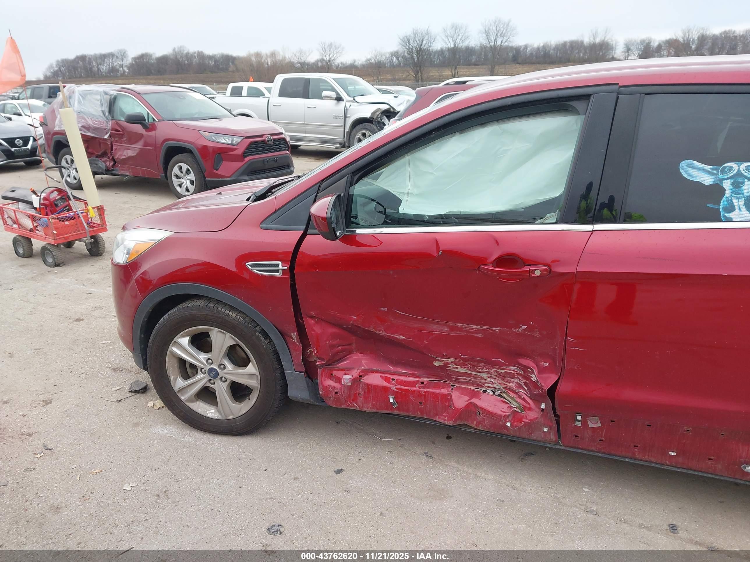 FORD ESCAPE image 6