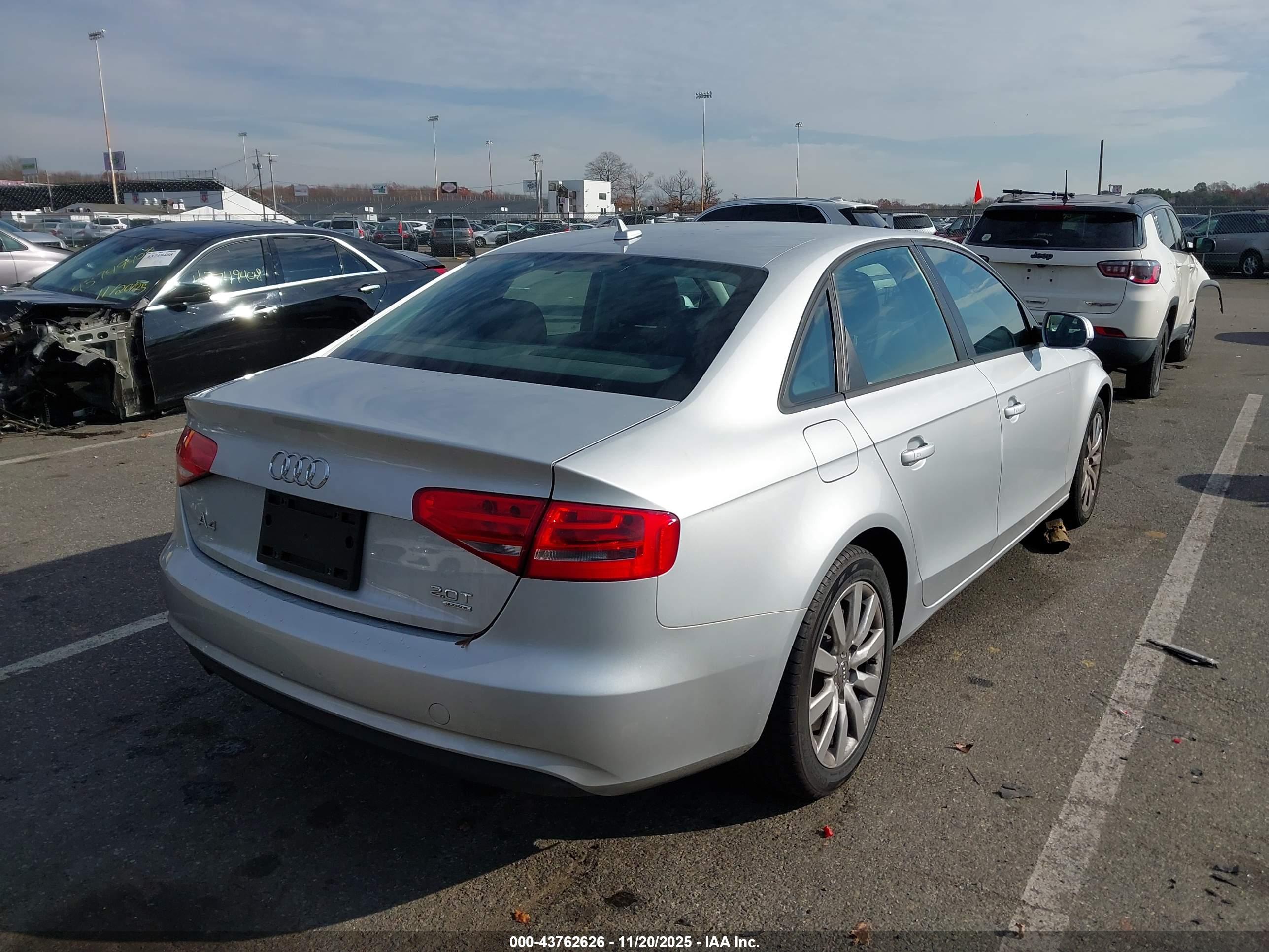 AUDI A4 image 4