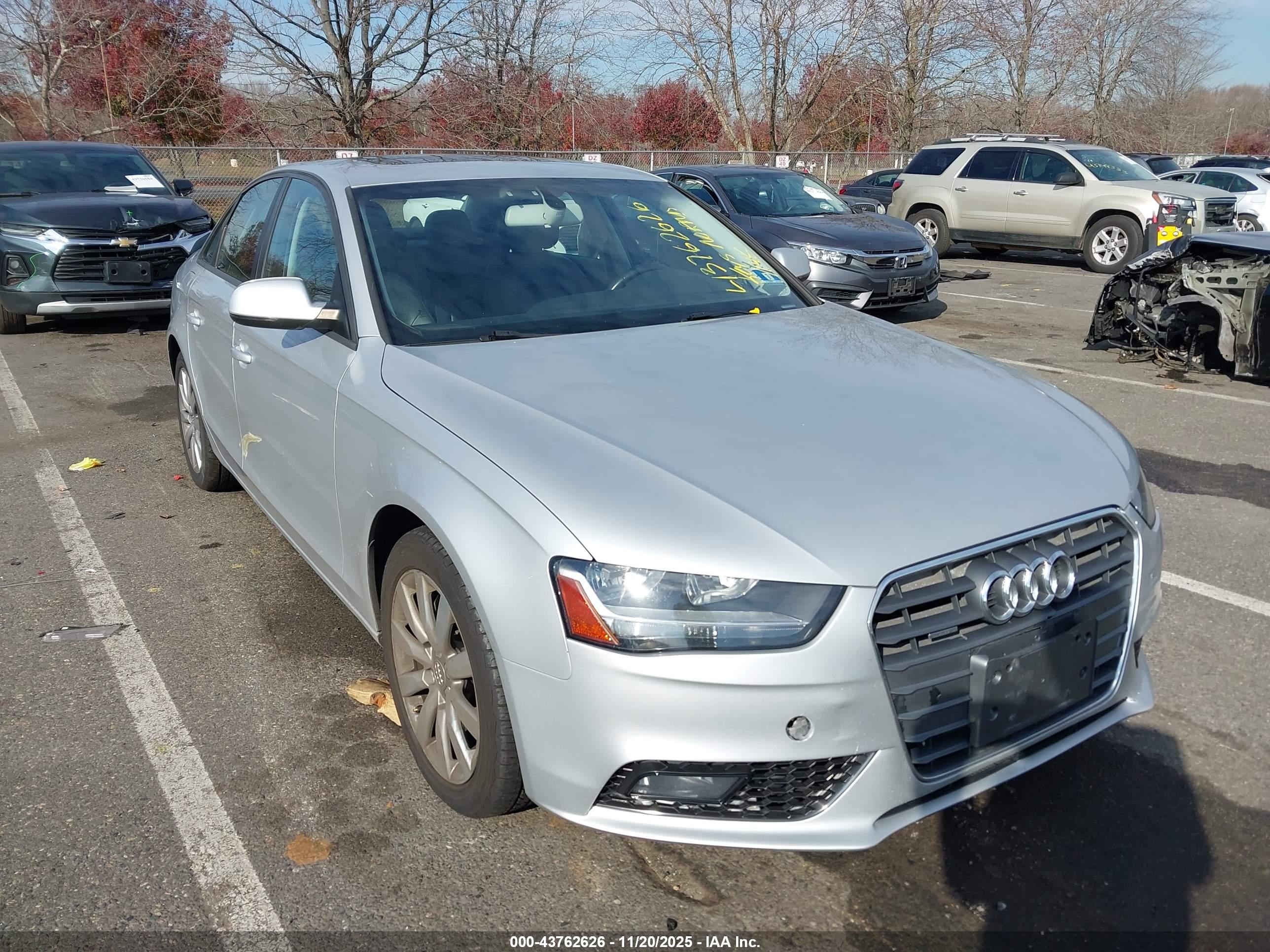 AUDI A4 image 6