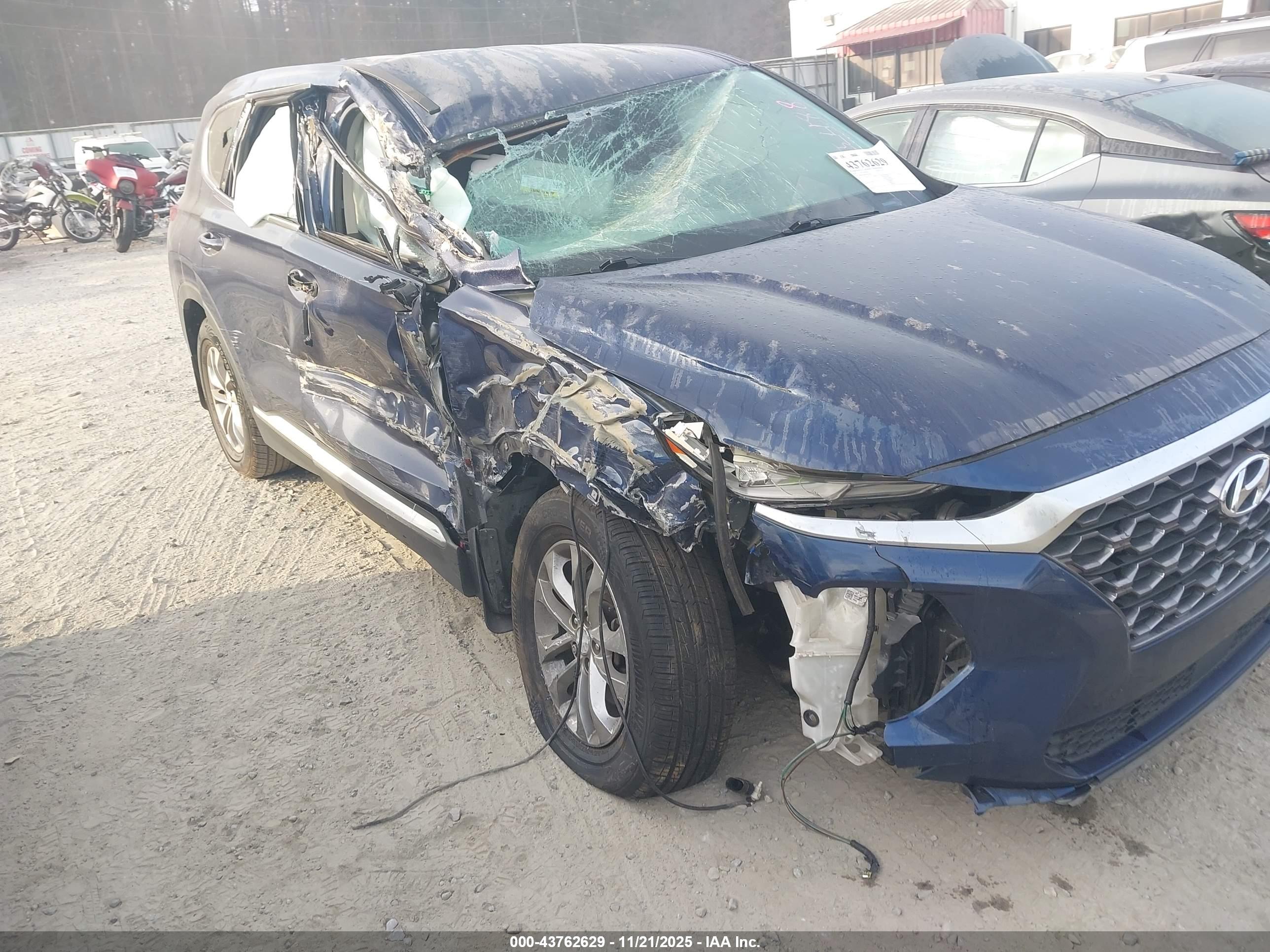 HYUNDAI SANTA image 6