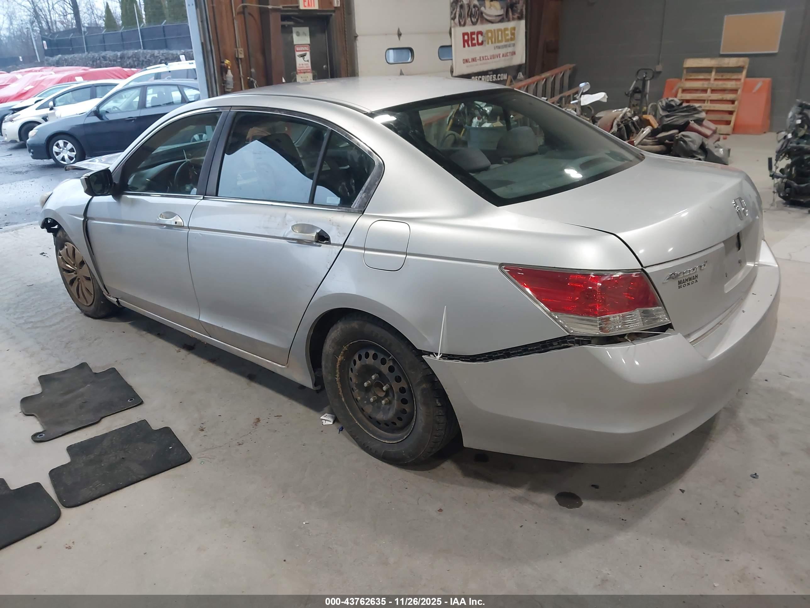HONDA ACCORD image 3