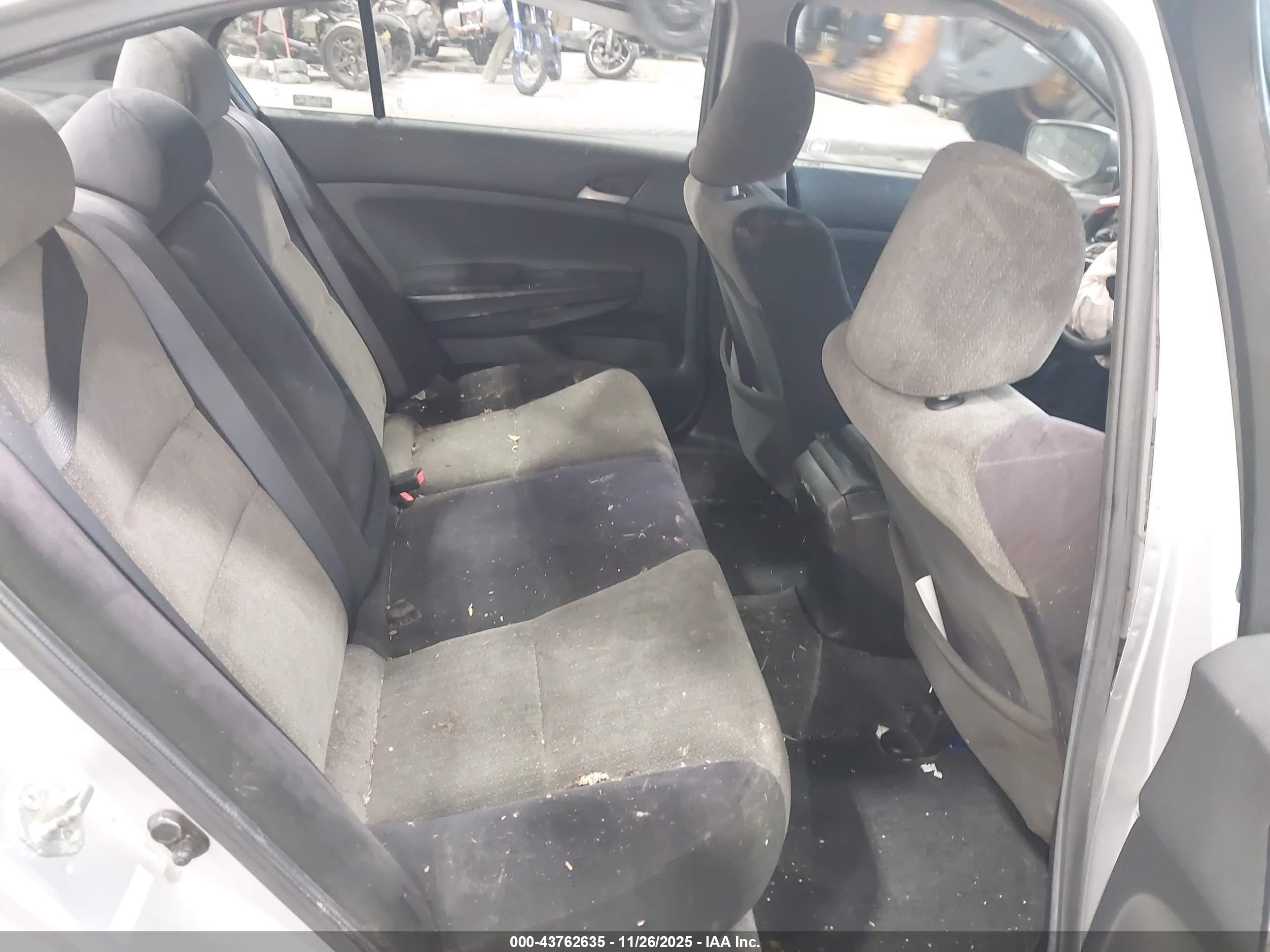 HONDA ACCORD image 8