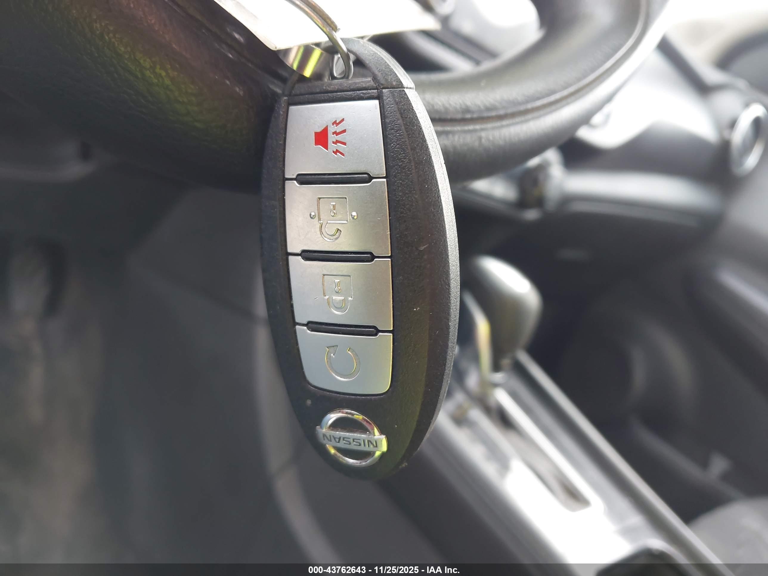 NISSAN KICKS image 11