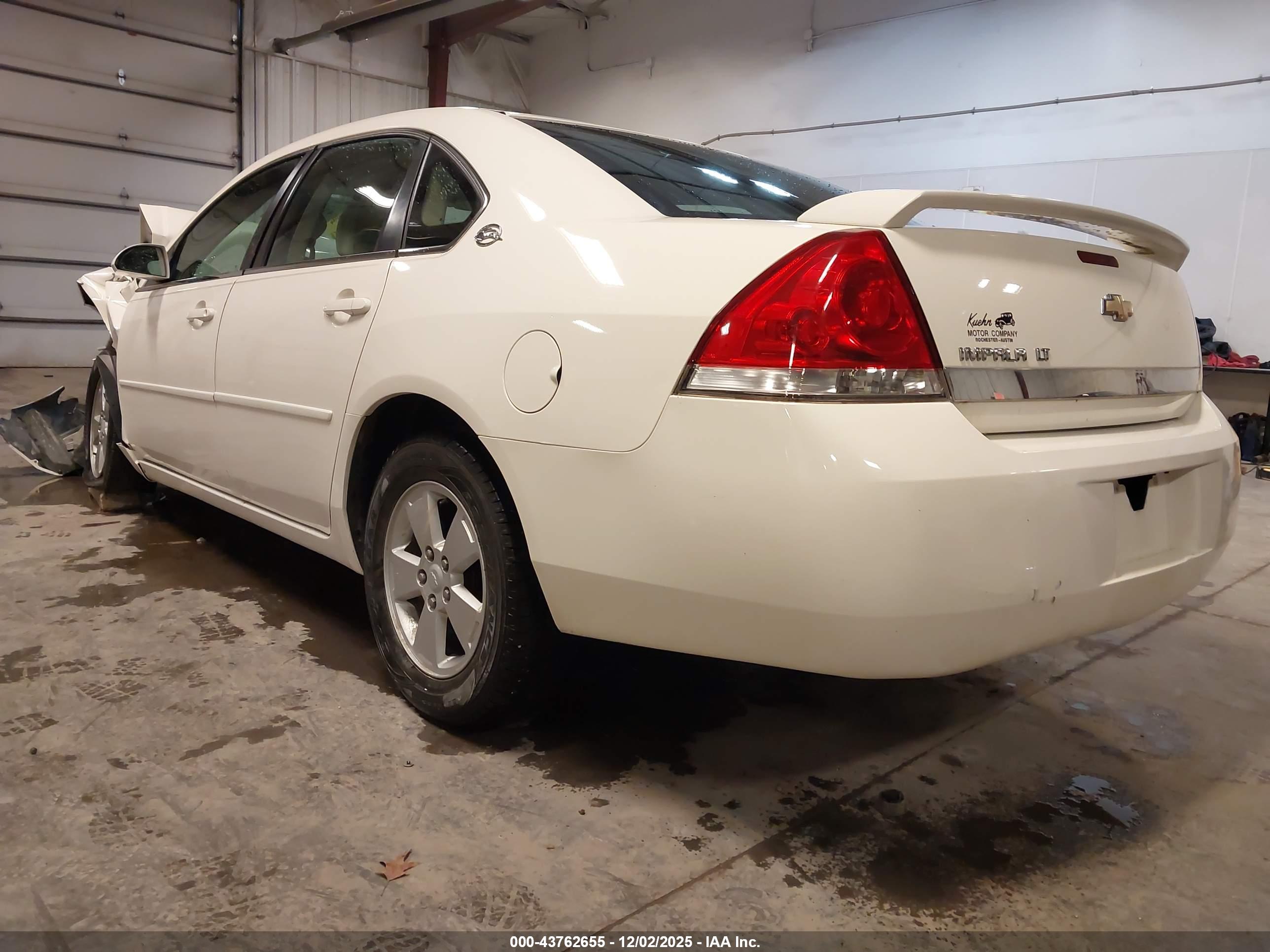 CHEVROLET IMPALA image 3