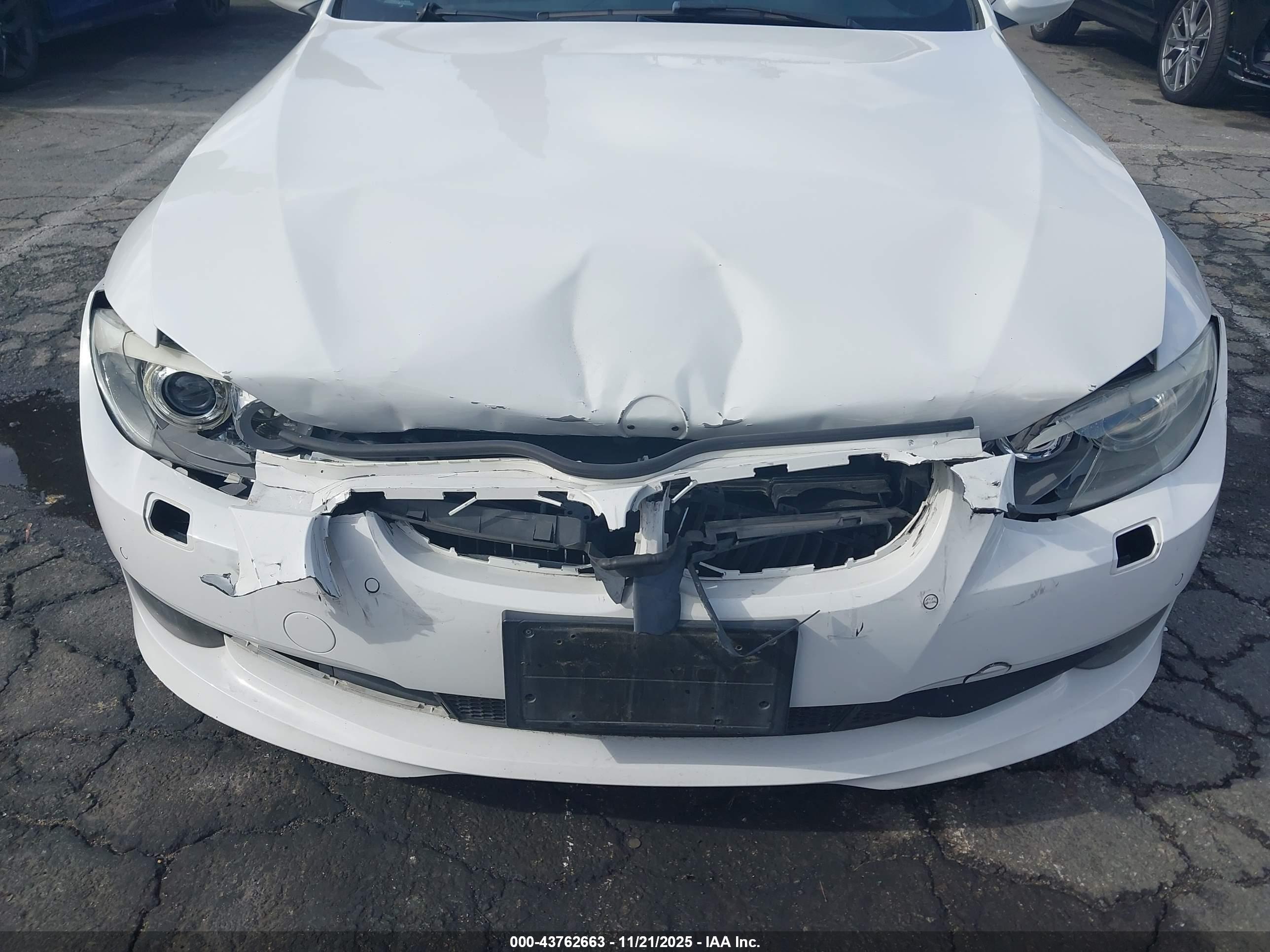 BMW 328I image 6