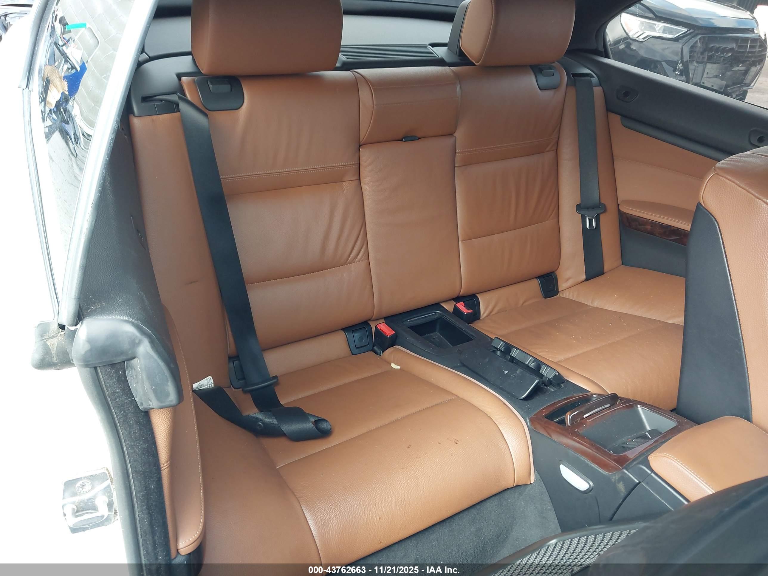 BMW 328I image 8