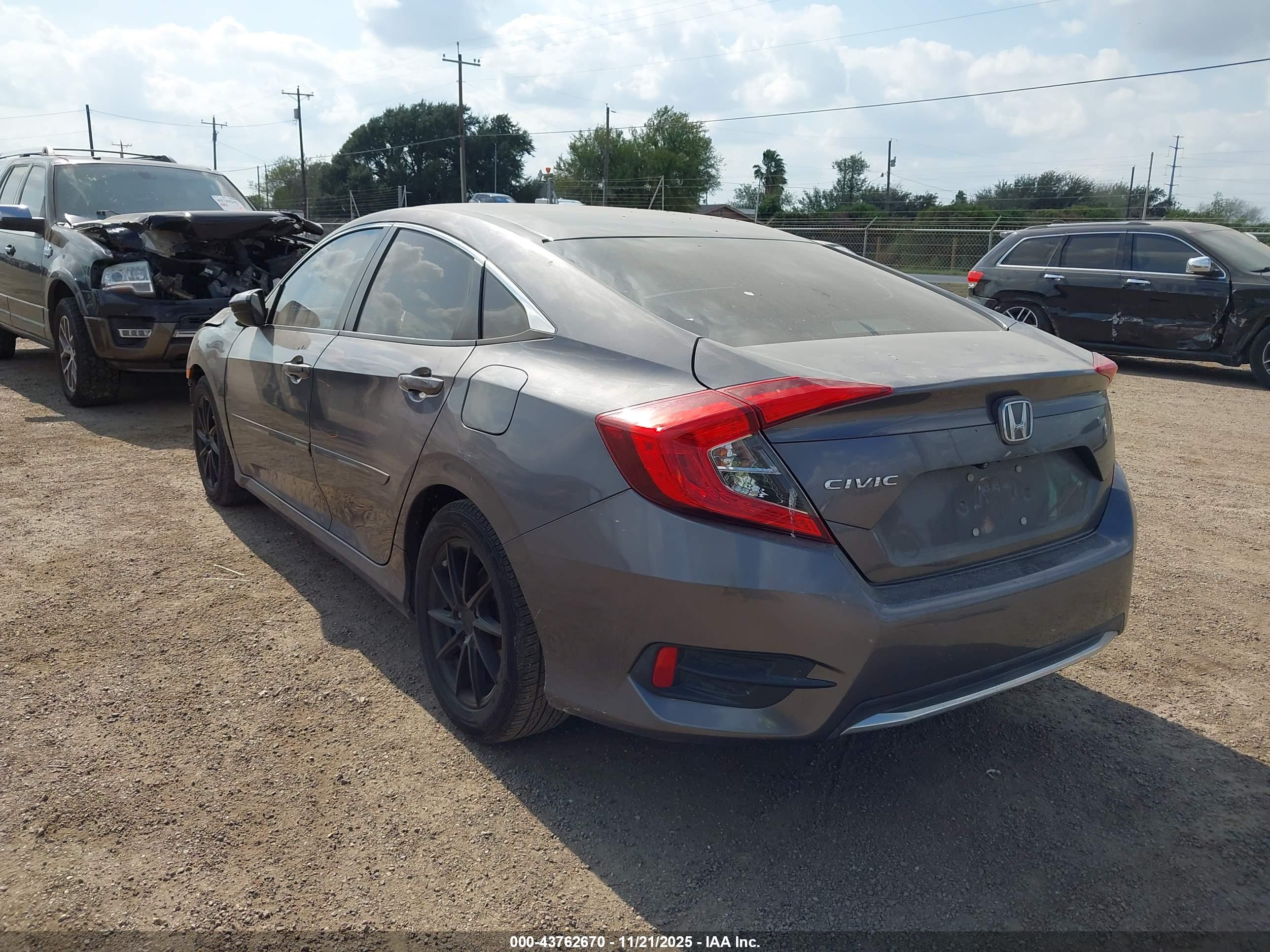 HONDA CIVIC image 3