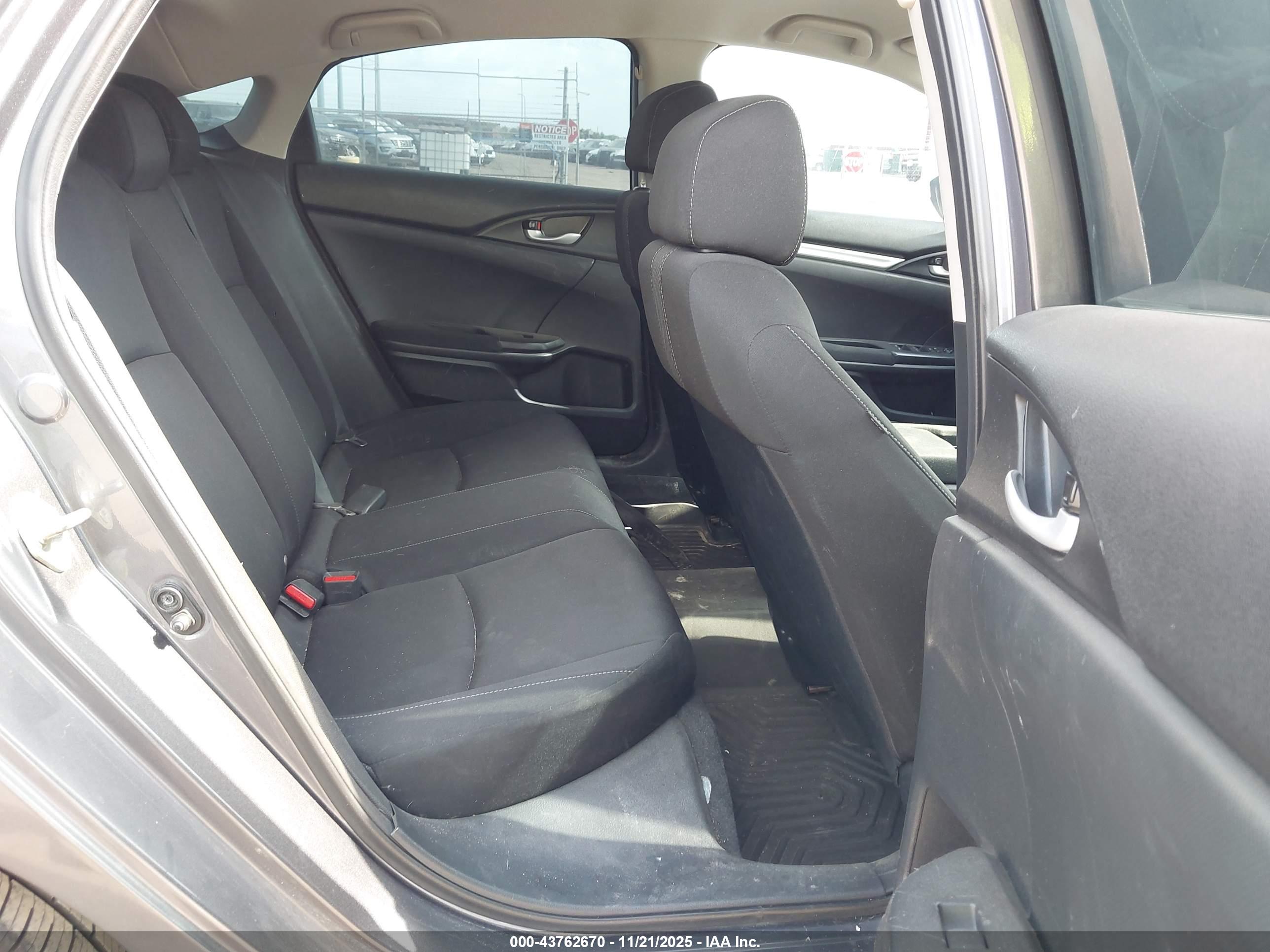 HONDA CIVIC image 8