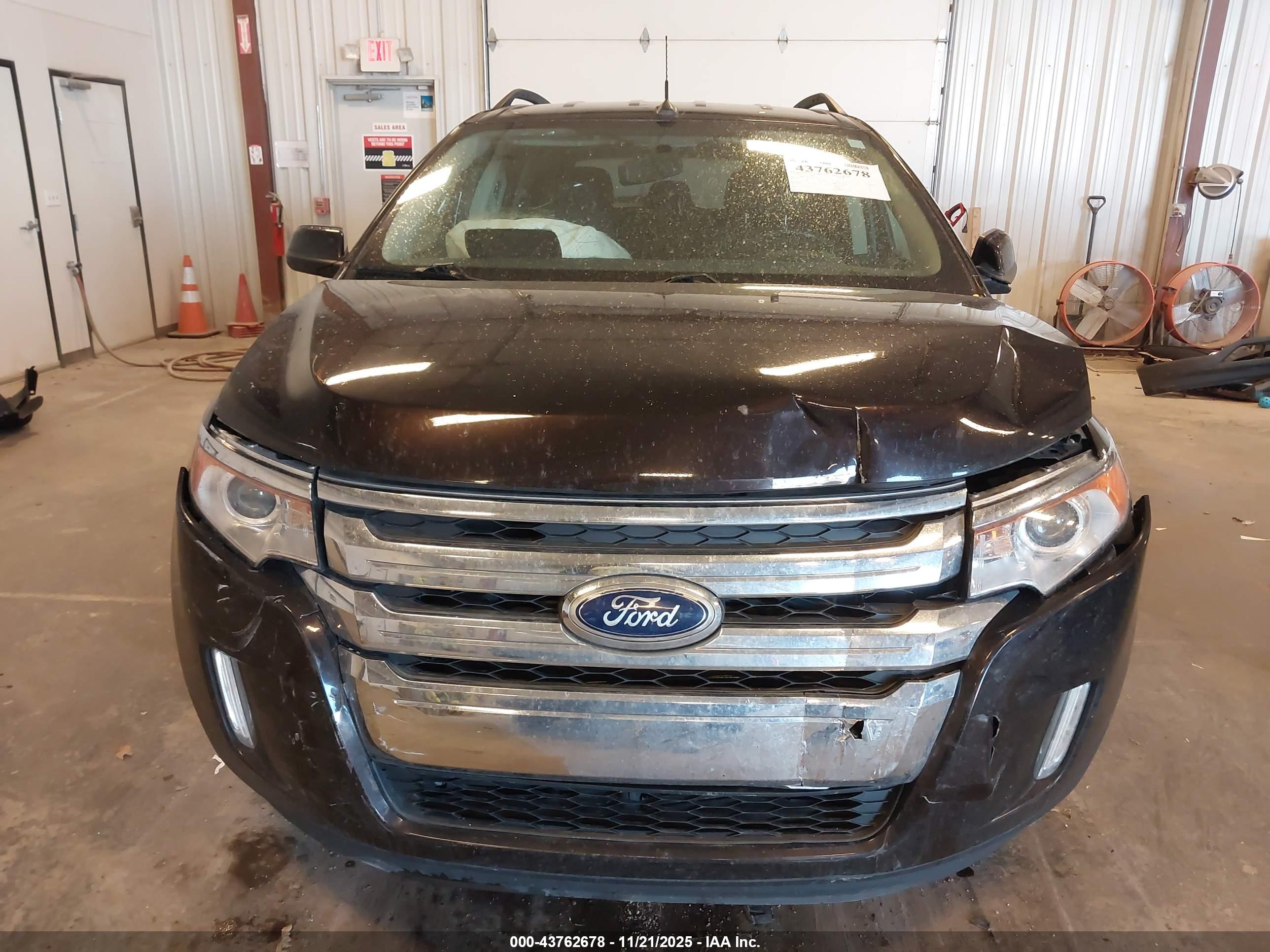 FORD EDGE image 6