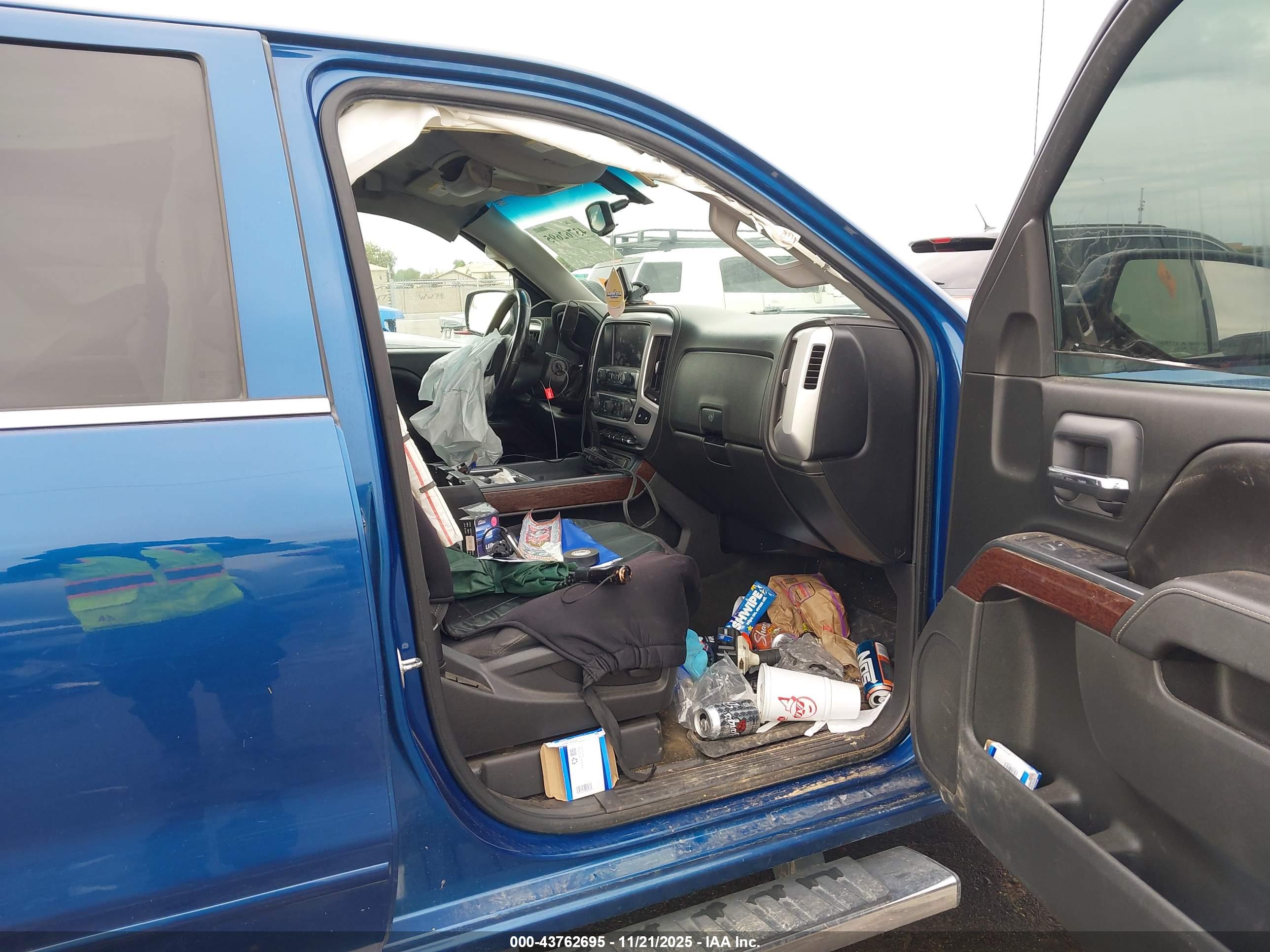 GMC SIERRA image 5