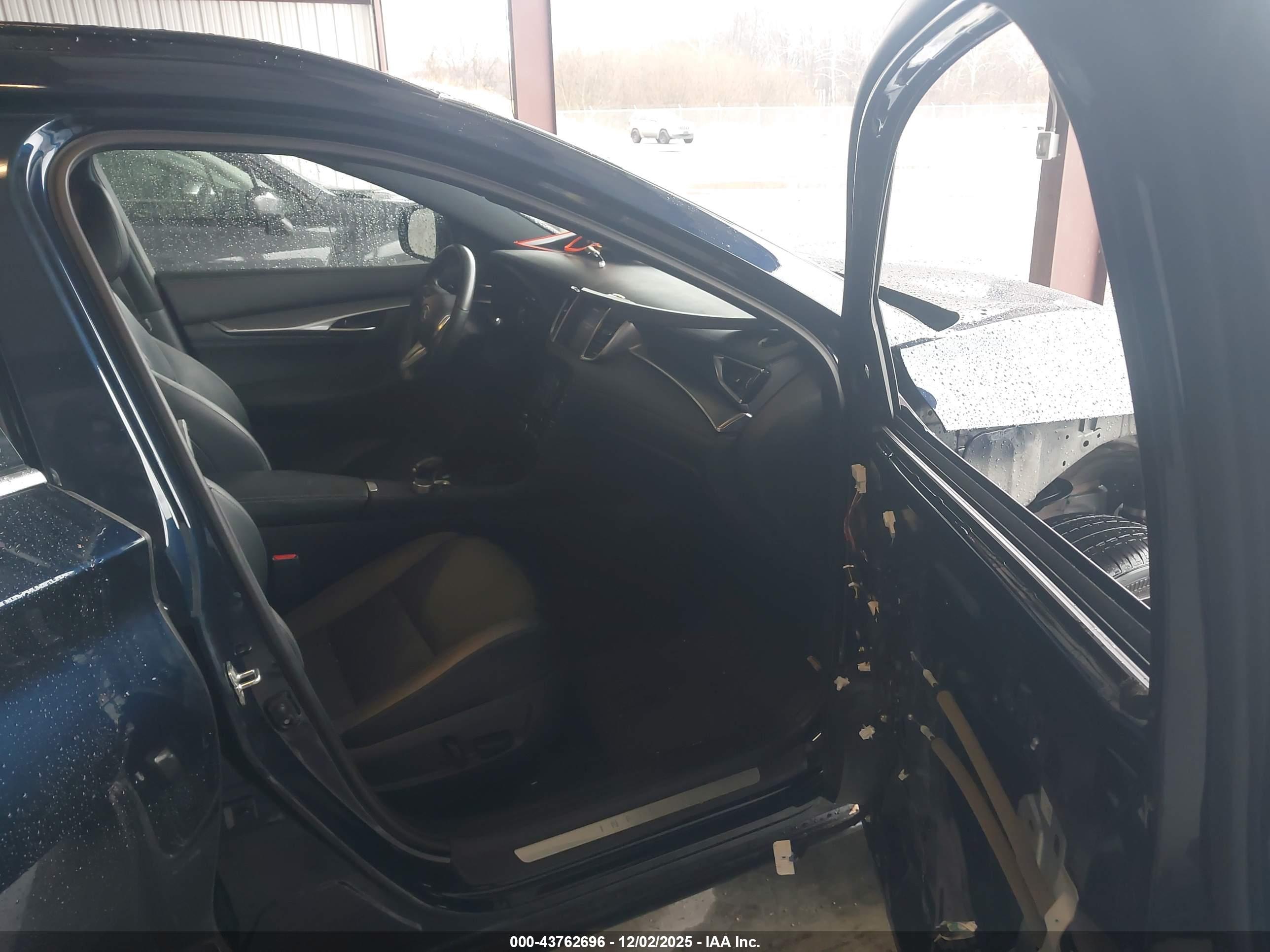 INFINITI QX55 image 5