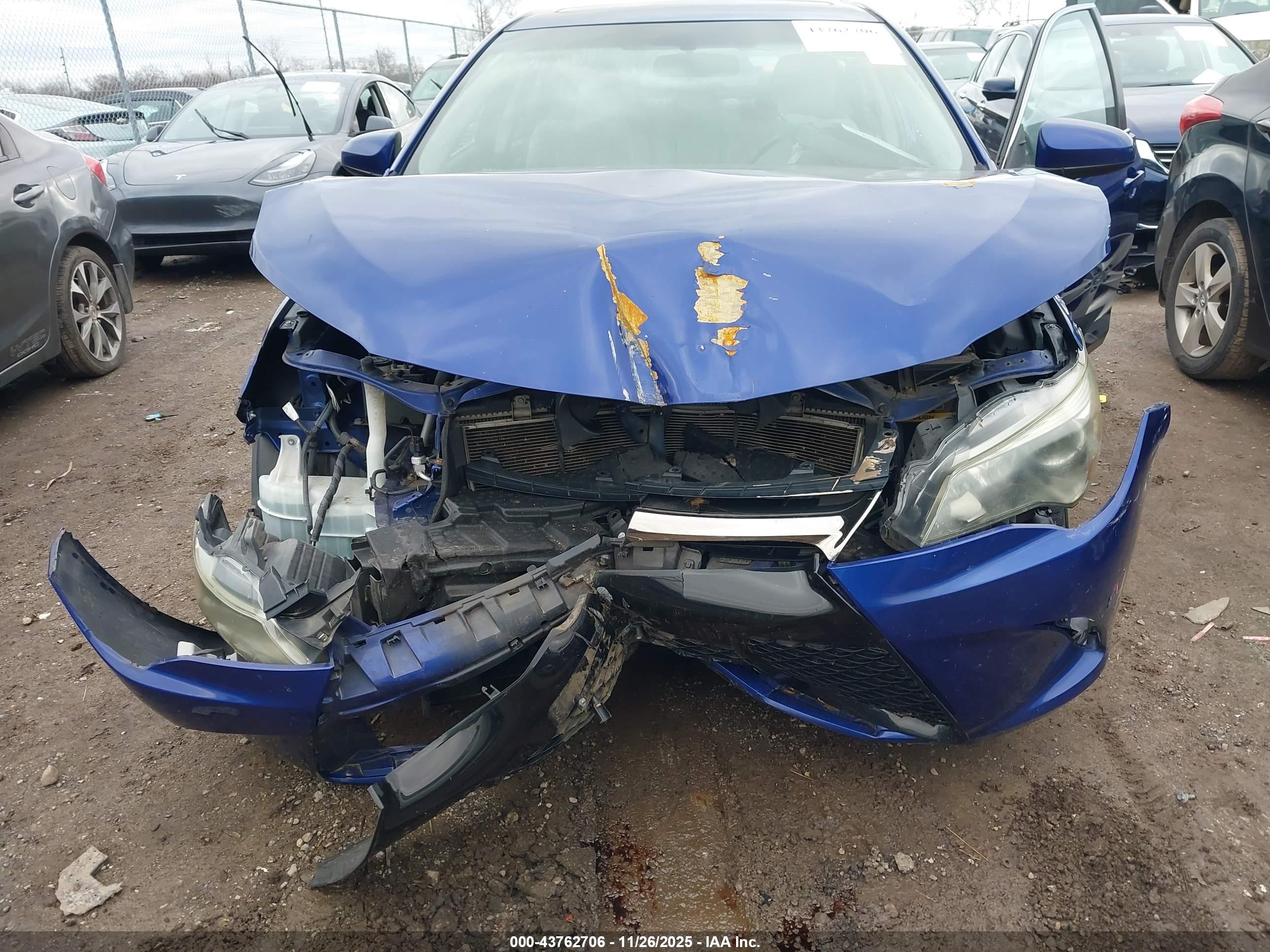 TOYOTA CAMRY image 6