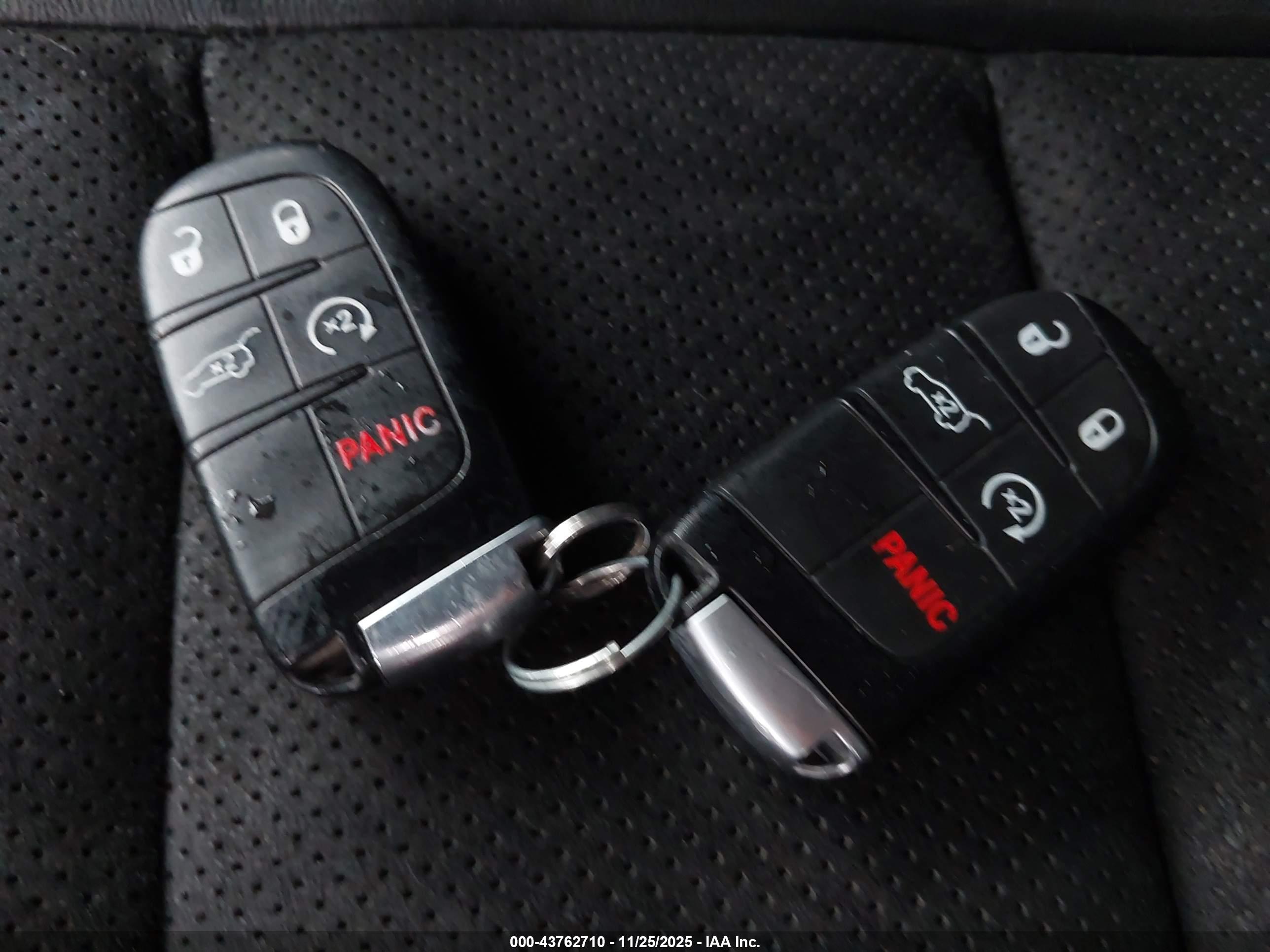 DODGE DURANGO image 11