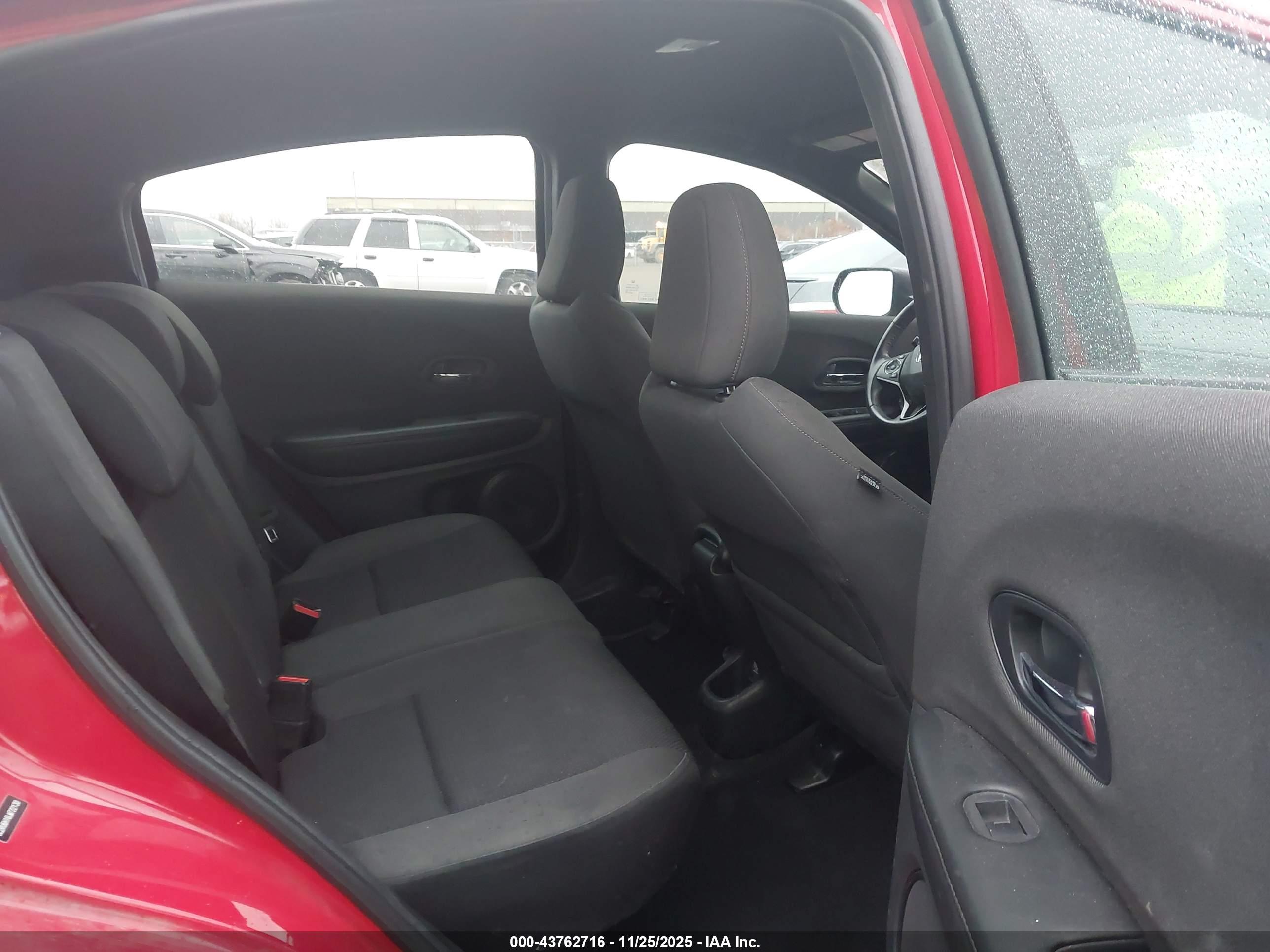 HONDA HR-V image 8