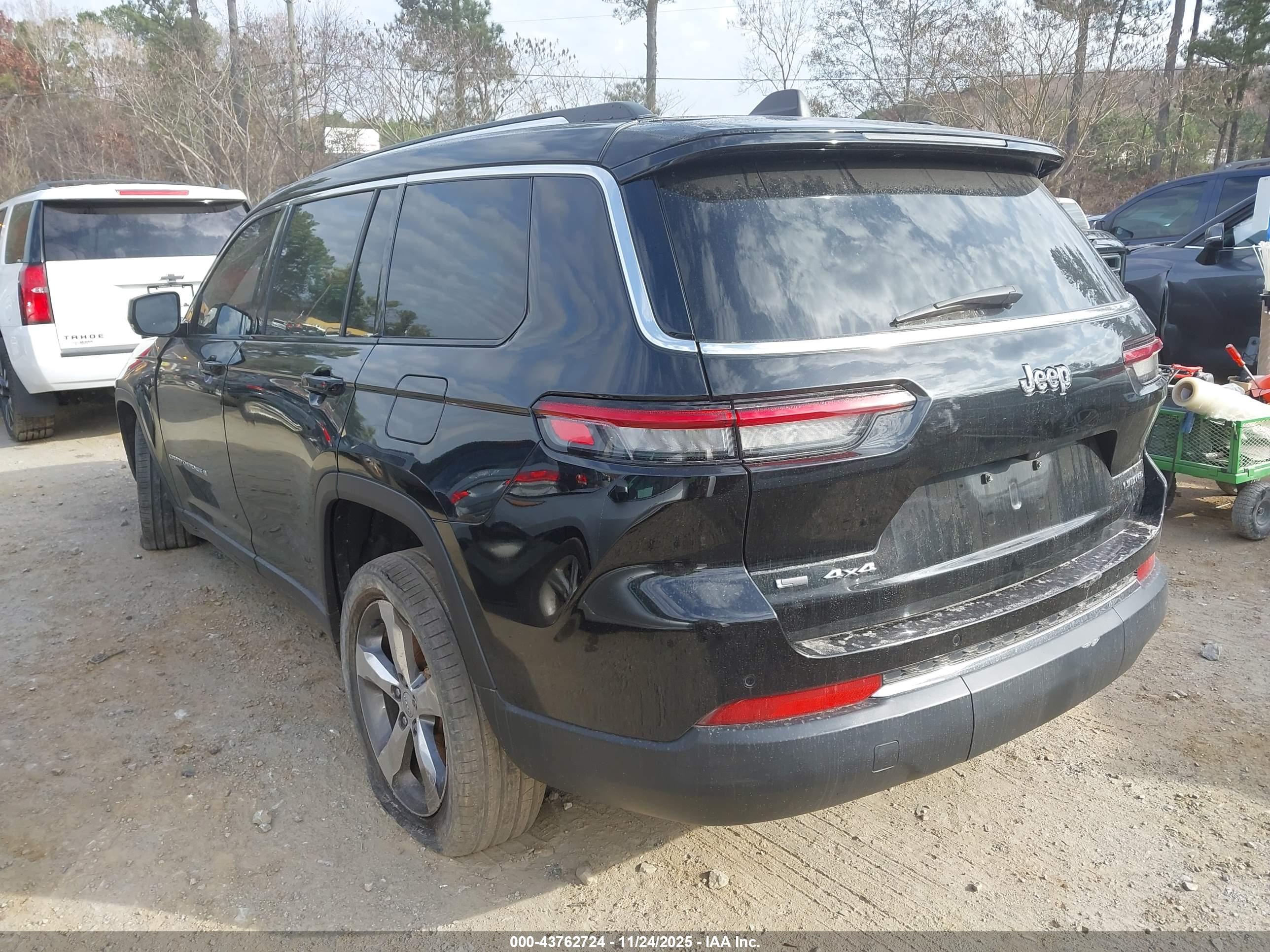 JEEP GRAND image 3