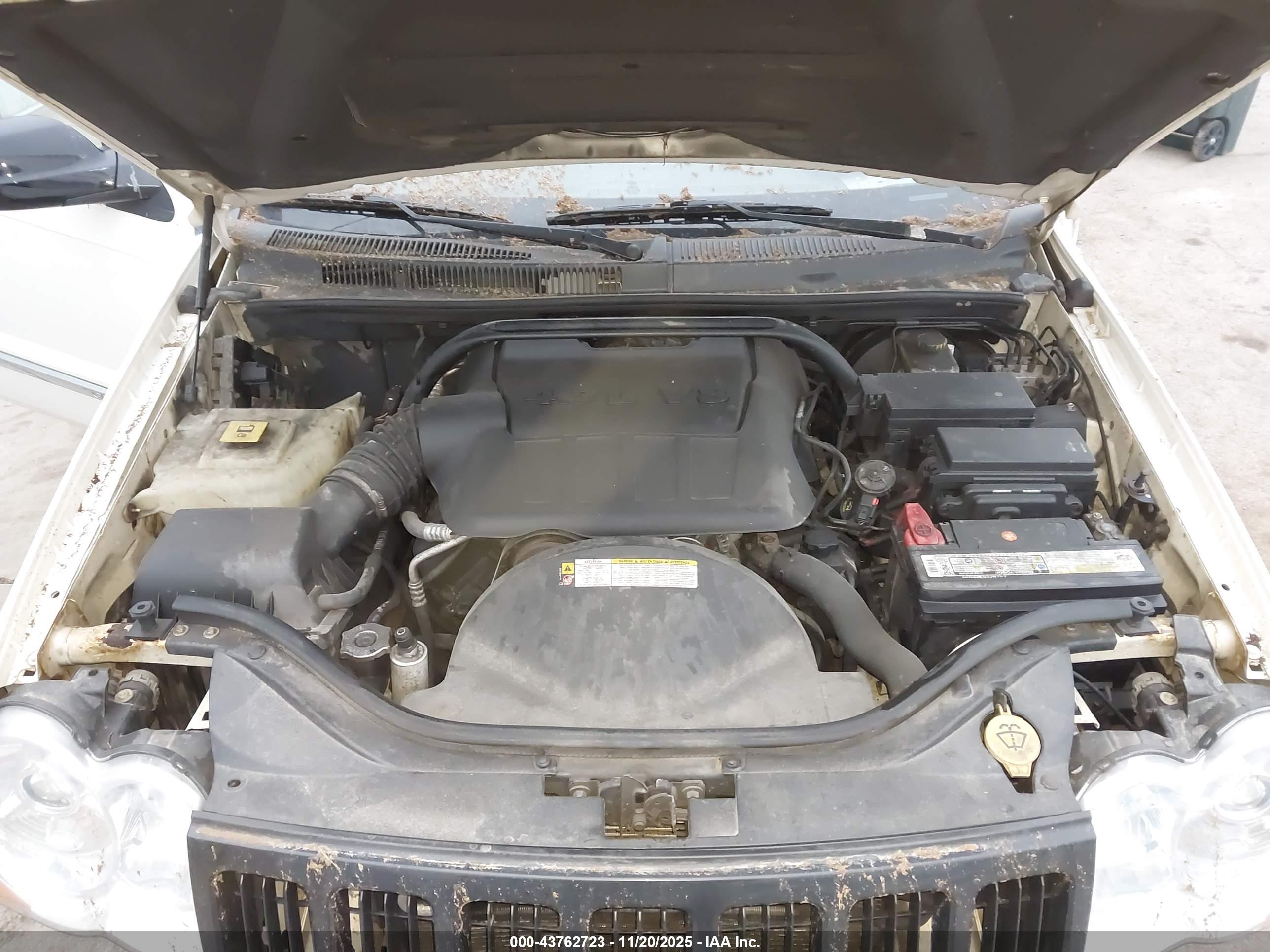 JEEP GRAND image 10