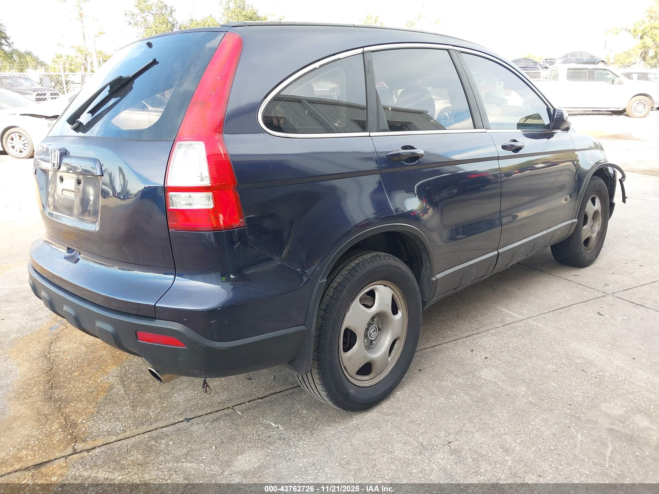 HONDA CR-V image 4