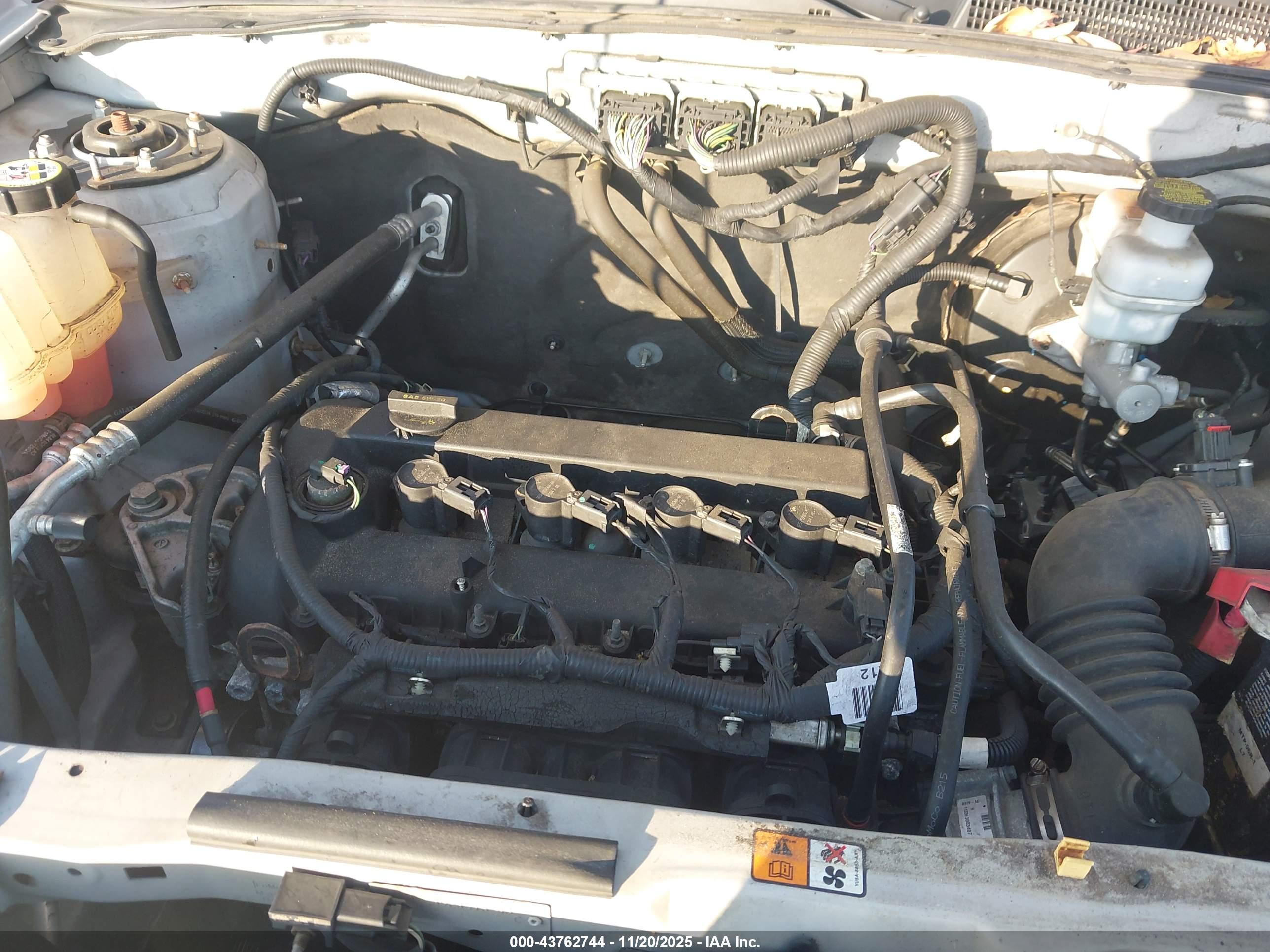 FORD ESCAPE image 10