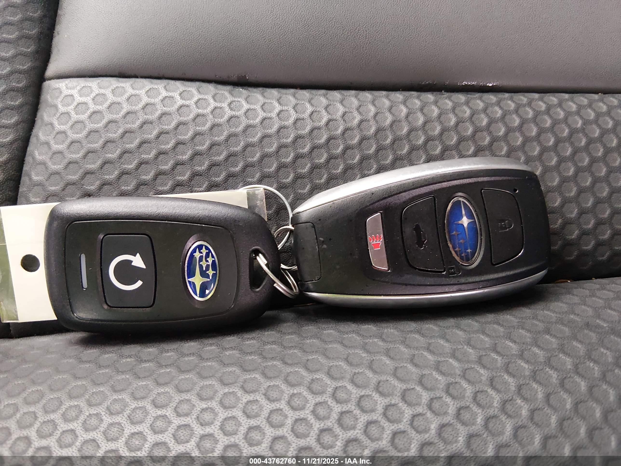SUBARU OUTBACK image 11