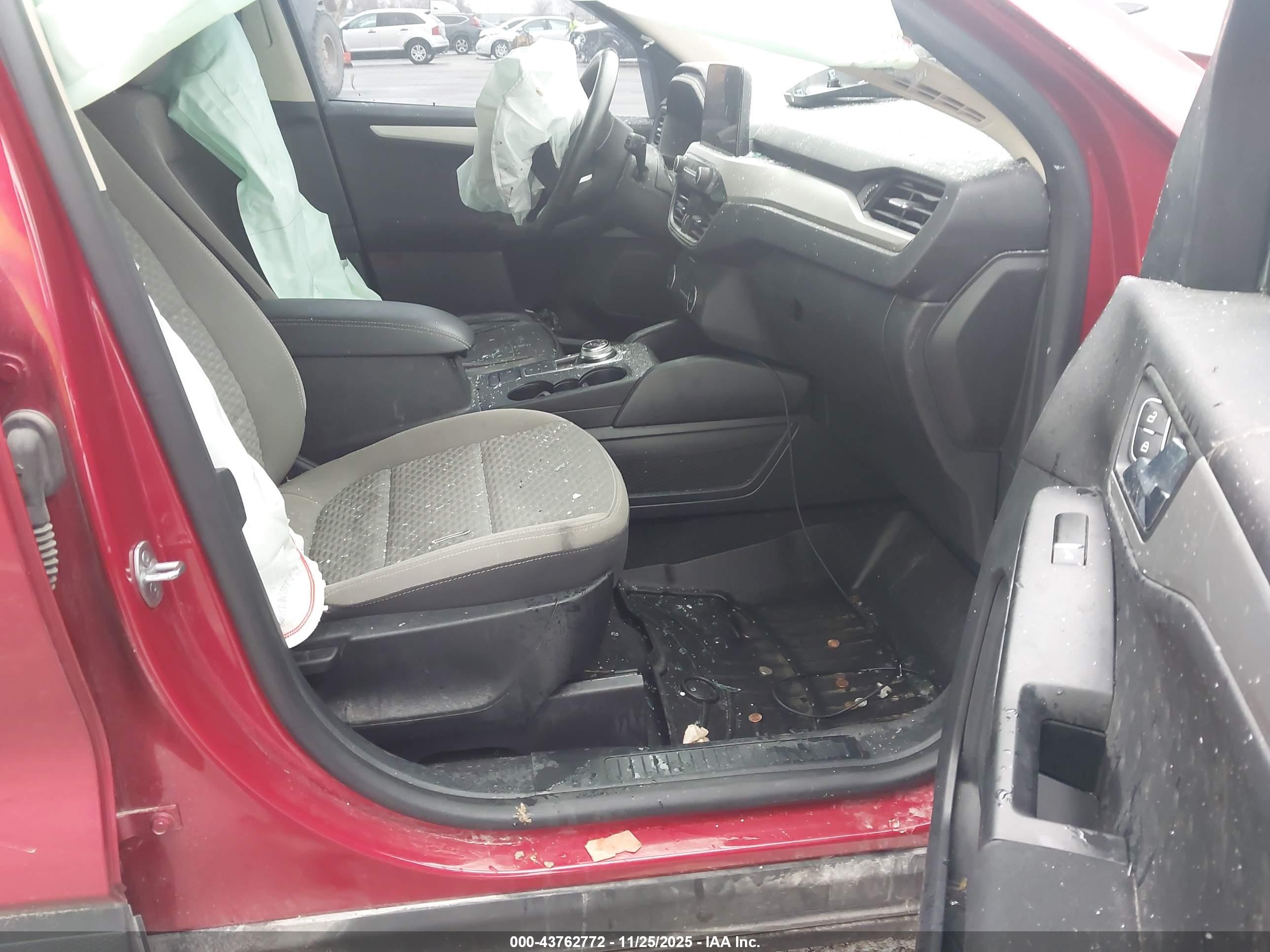 FORD ESCAPE image 5