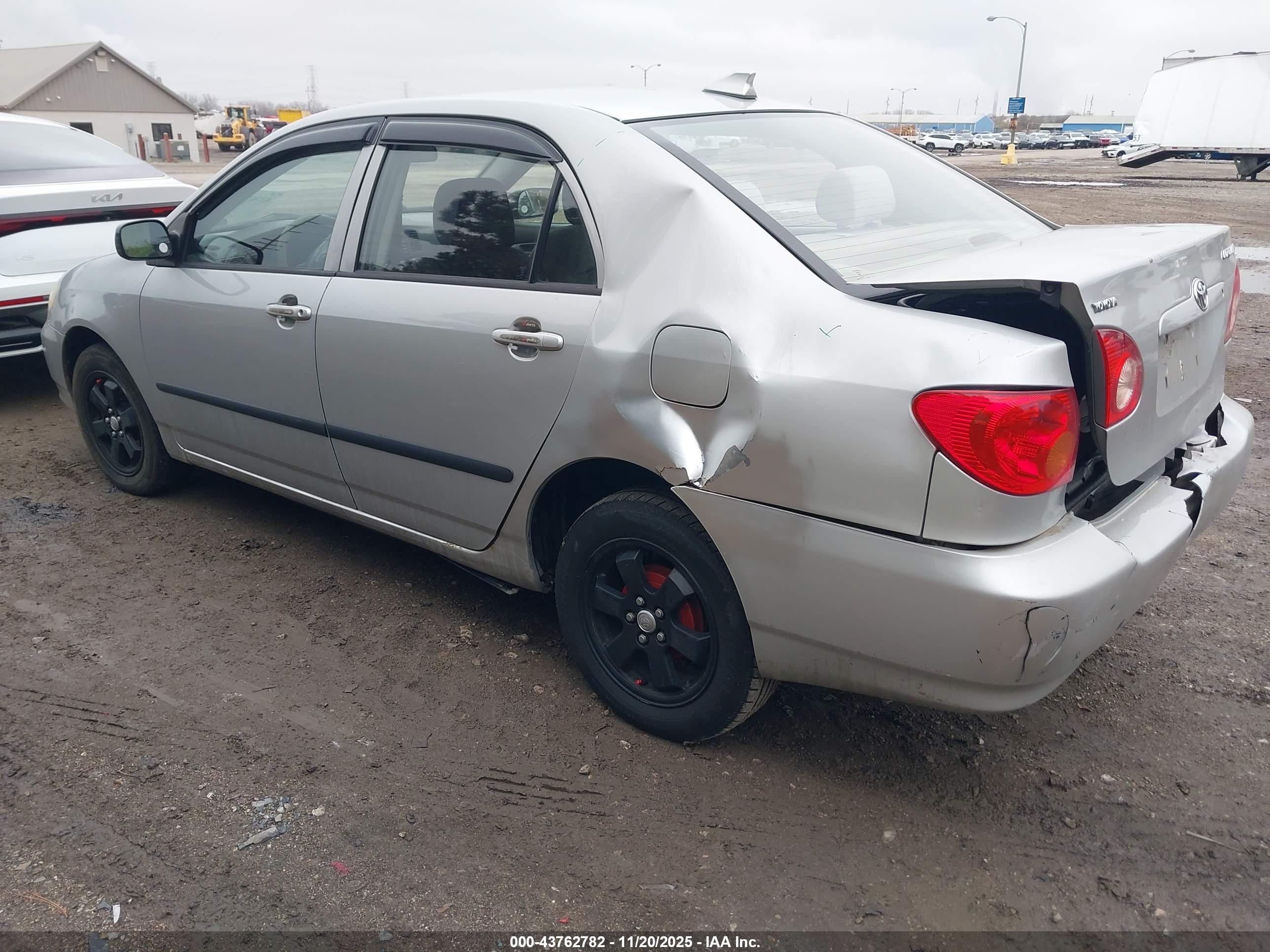 TOYOTA COROLLA image 3