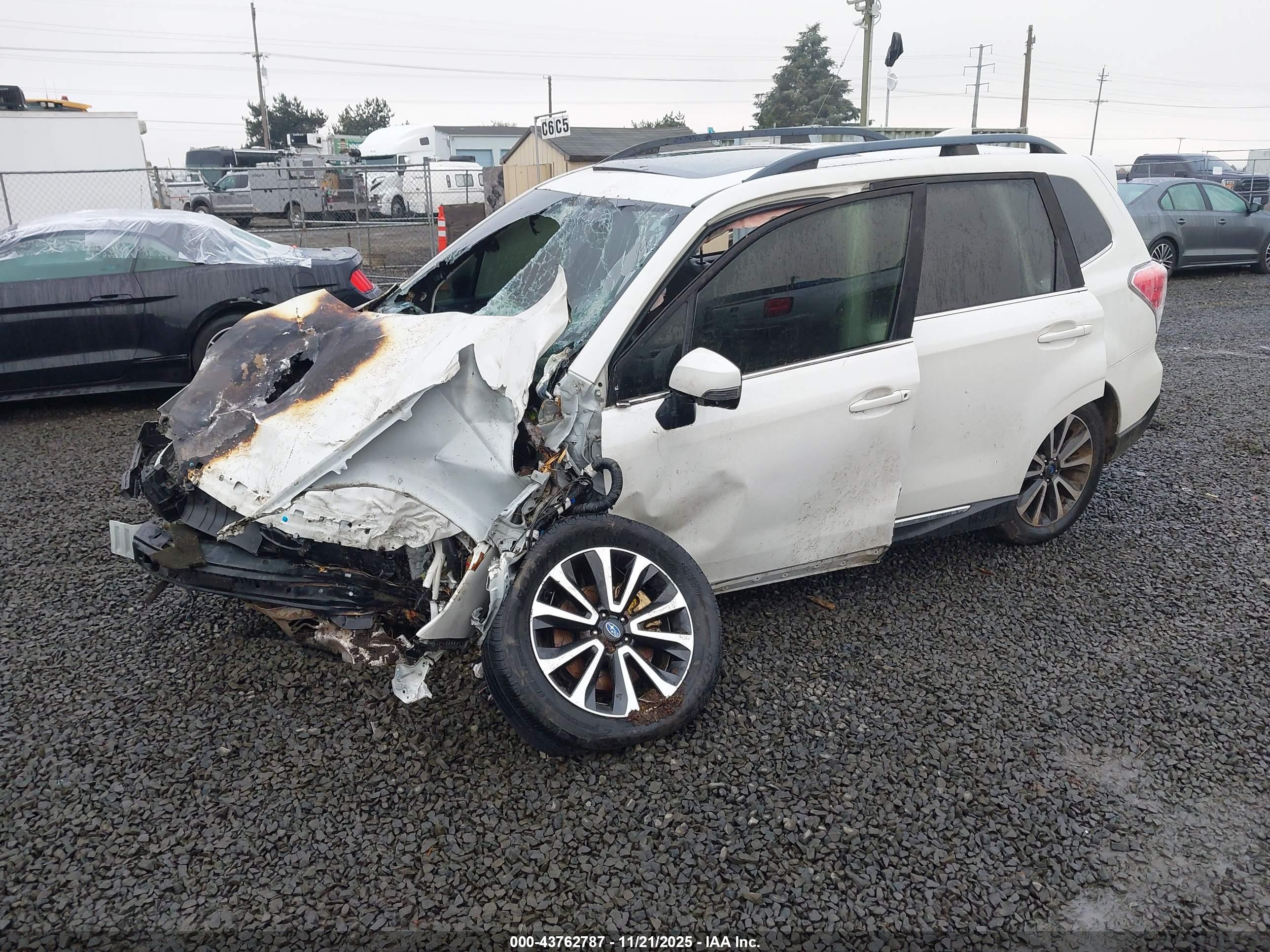SUBARU FORESTER image 2