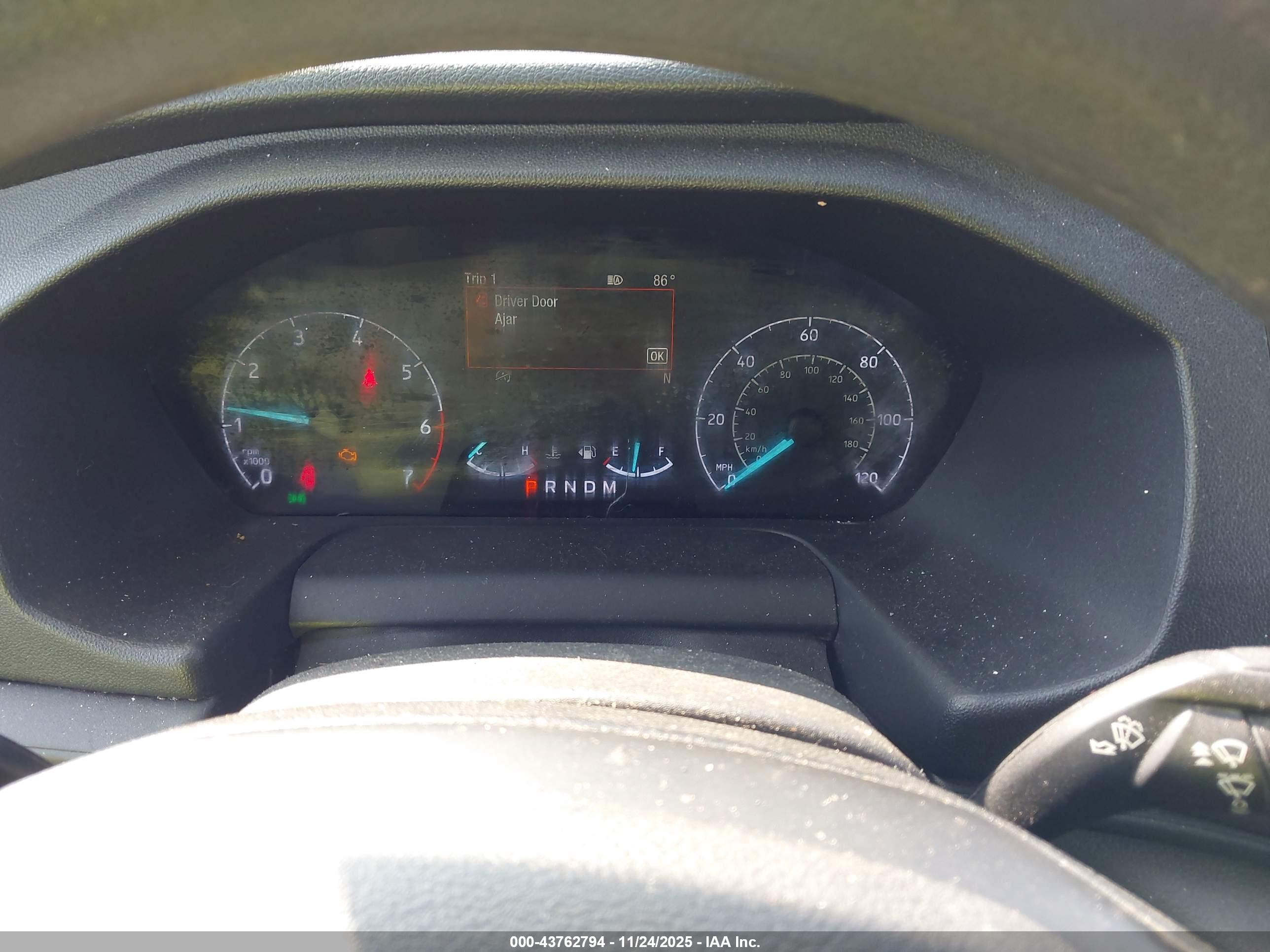 FORD TRANSIT-350 image 7