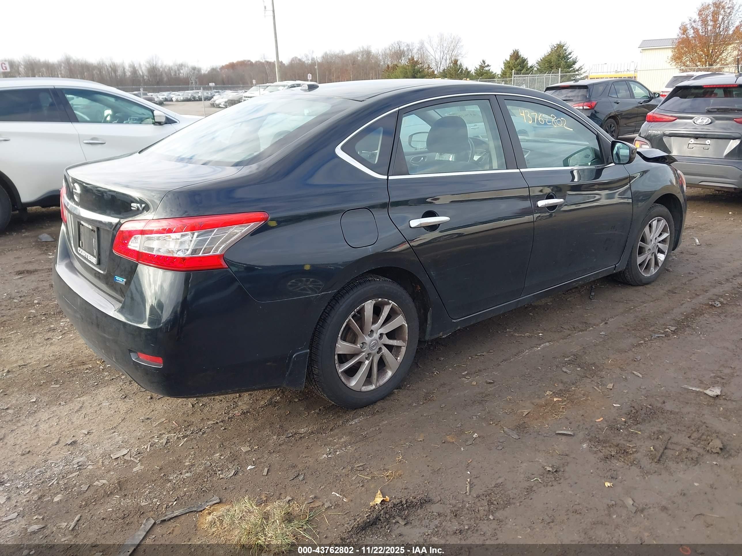 NISSAN SENTRA image 4