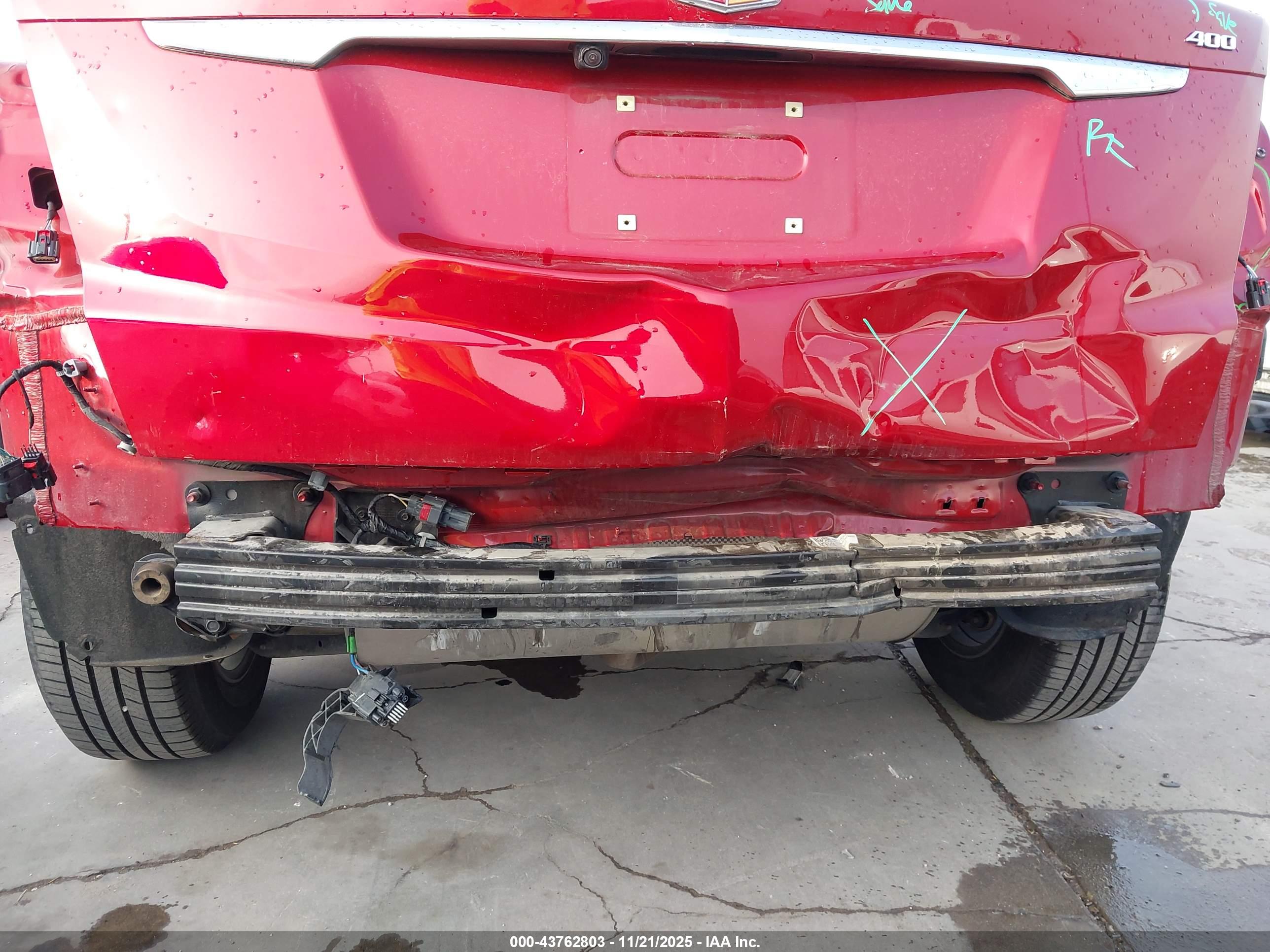 CADILLAC XT5 image 6