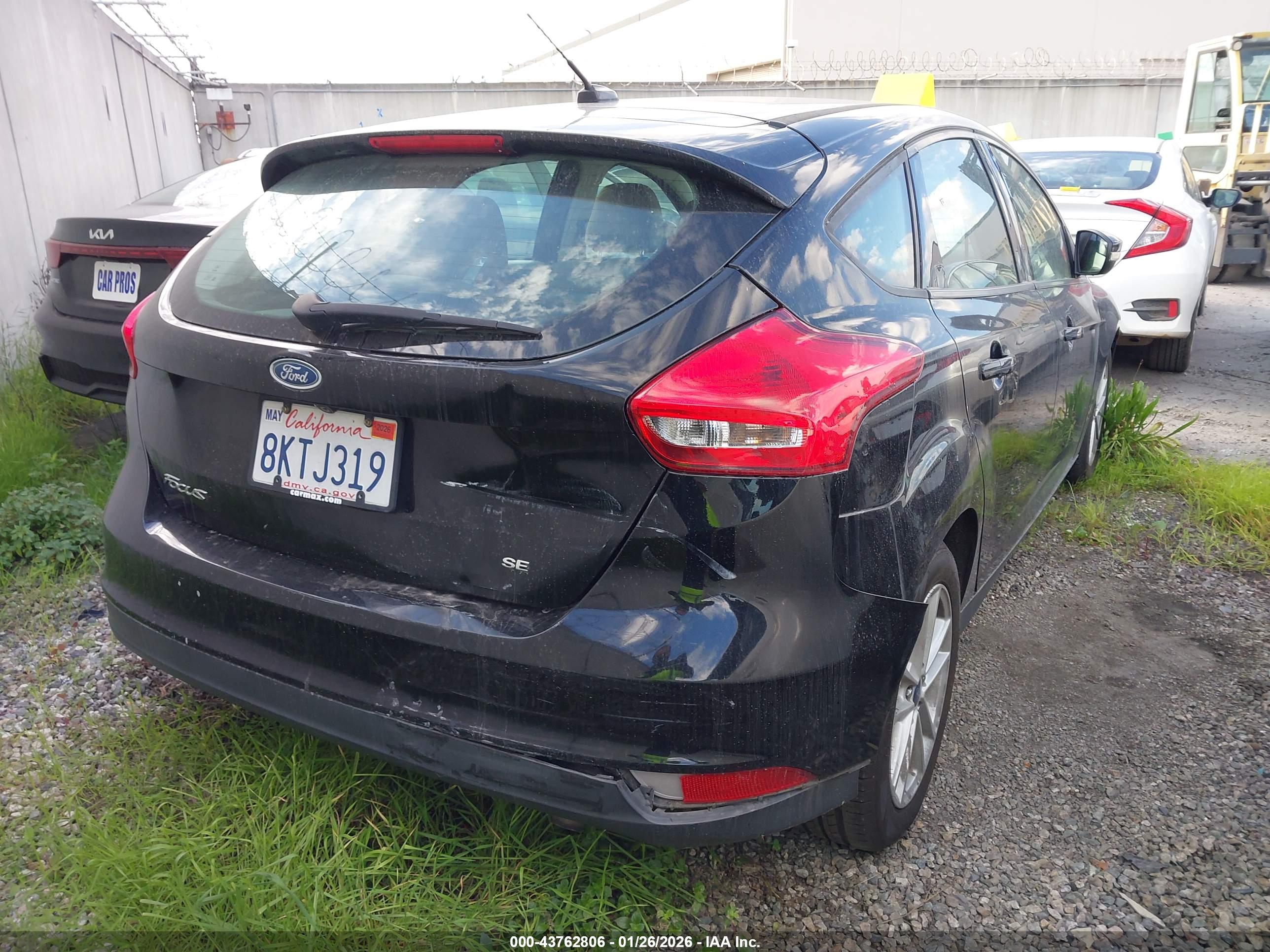 FORD FOCUS image 4