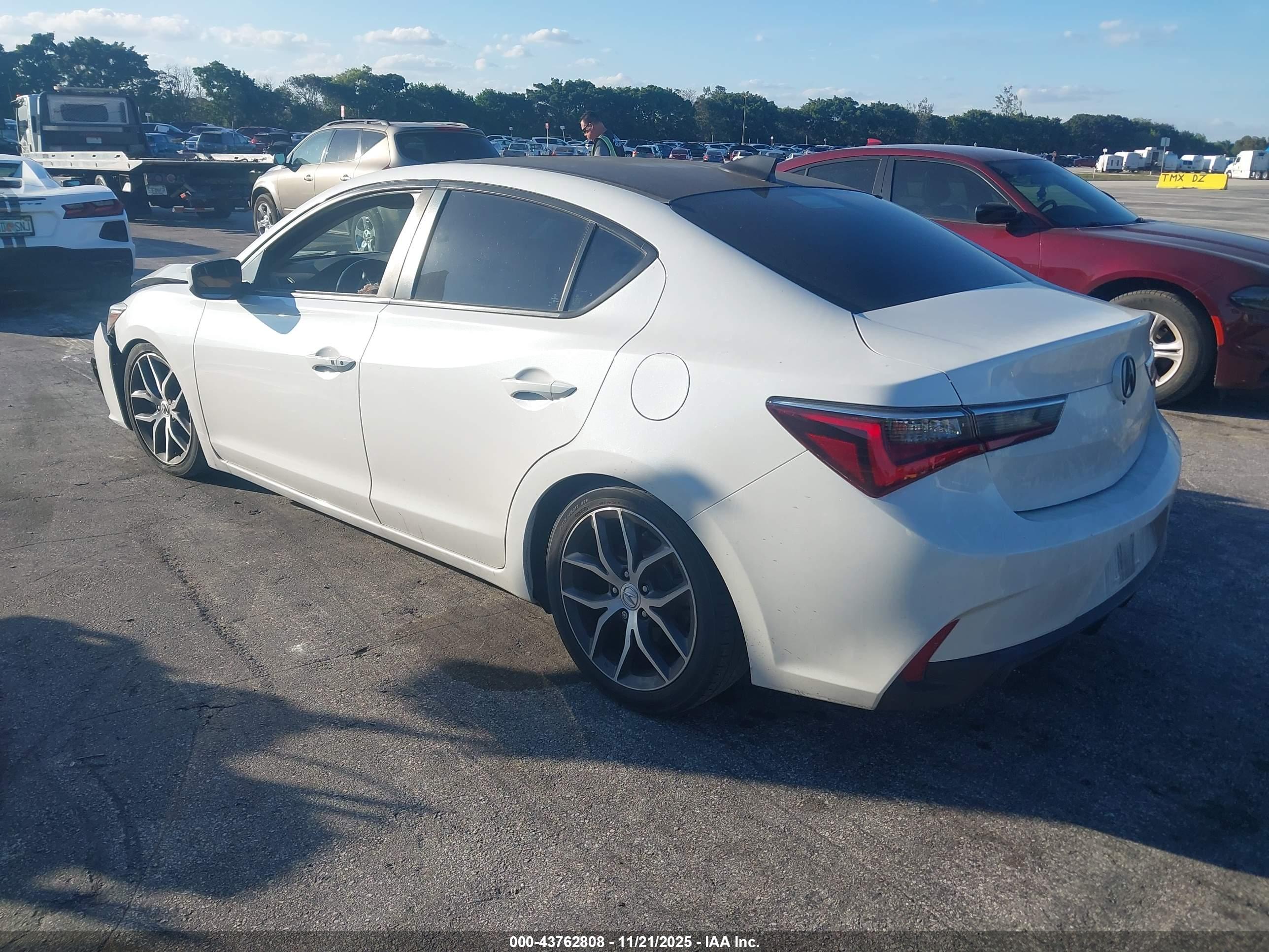 ACURA ILX image 3