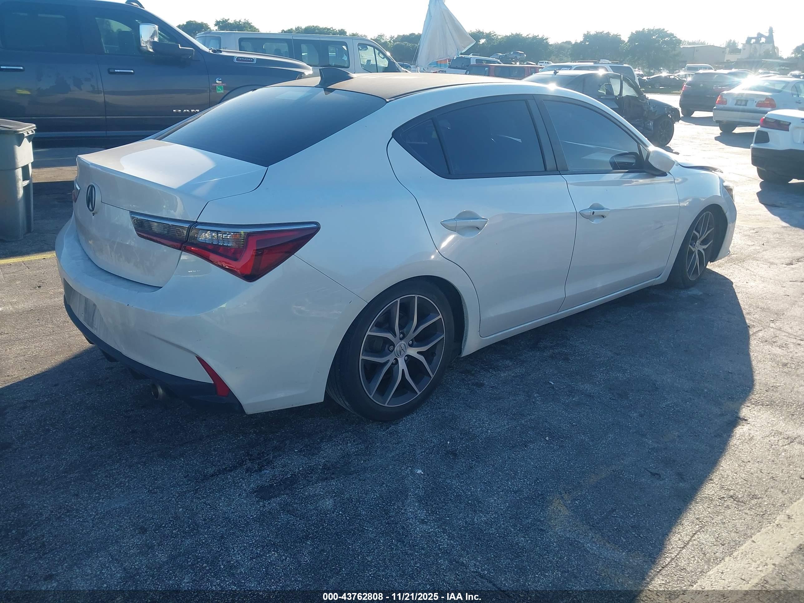 ACURA ILX image 4