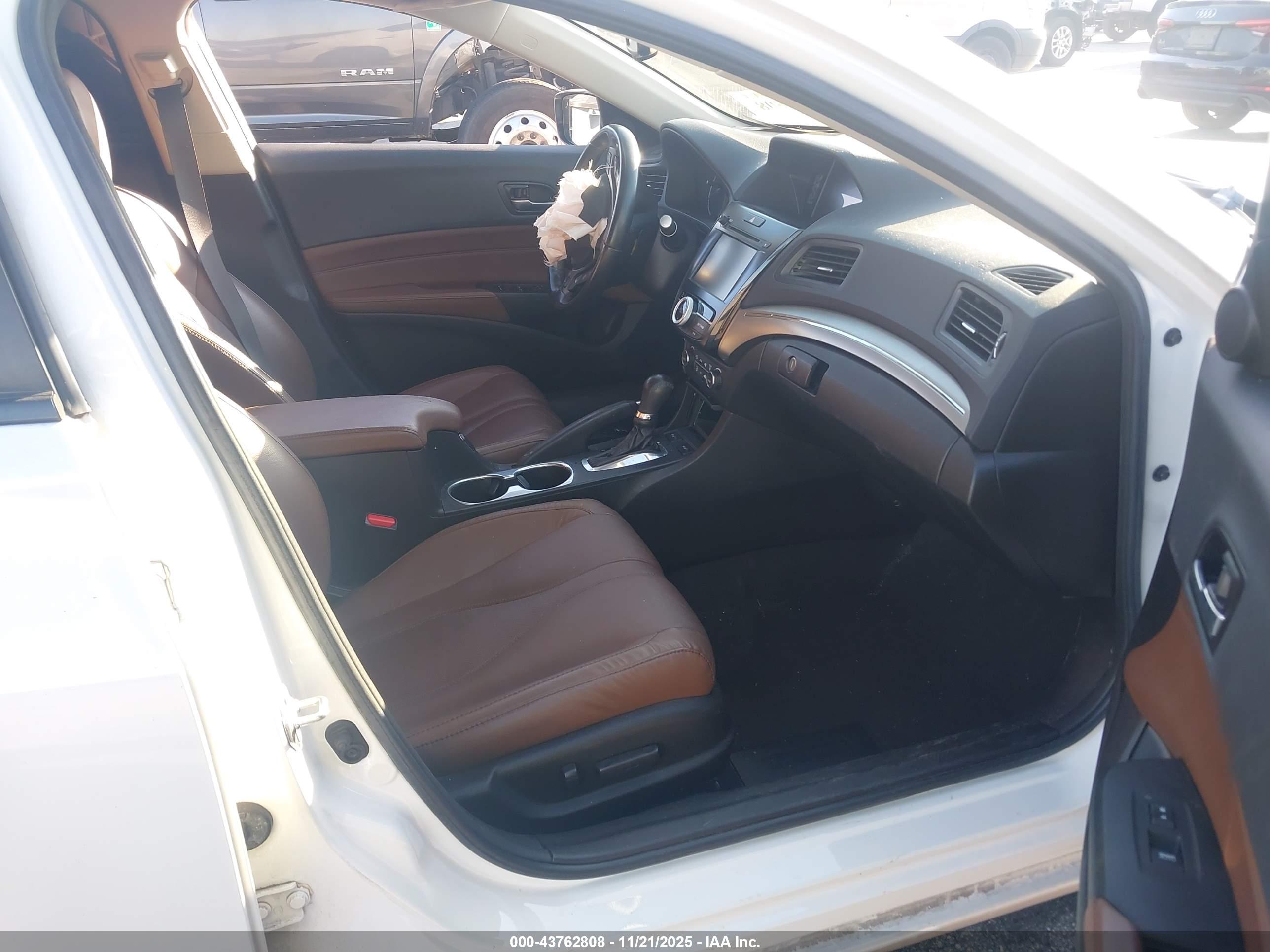 ACURA ILX image 5