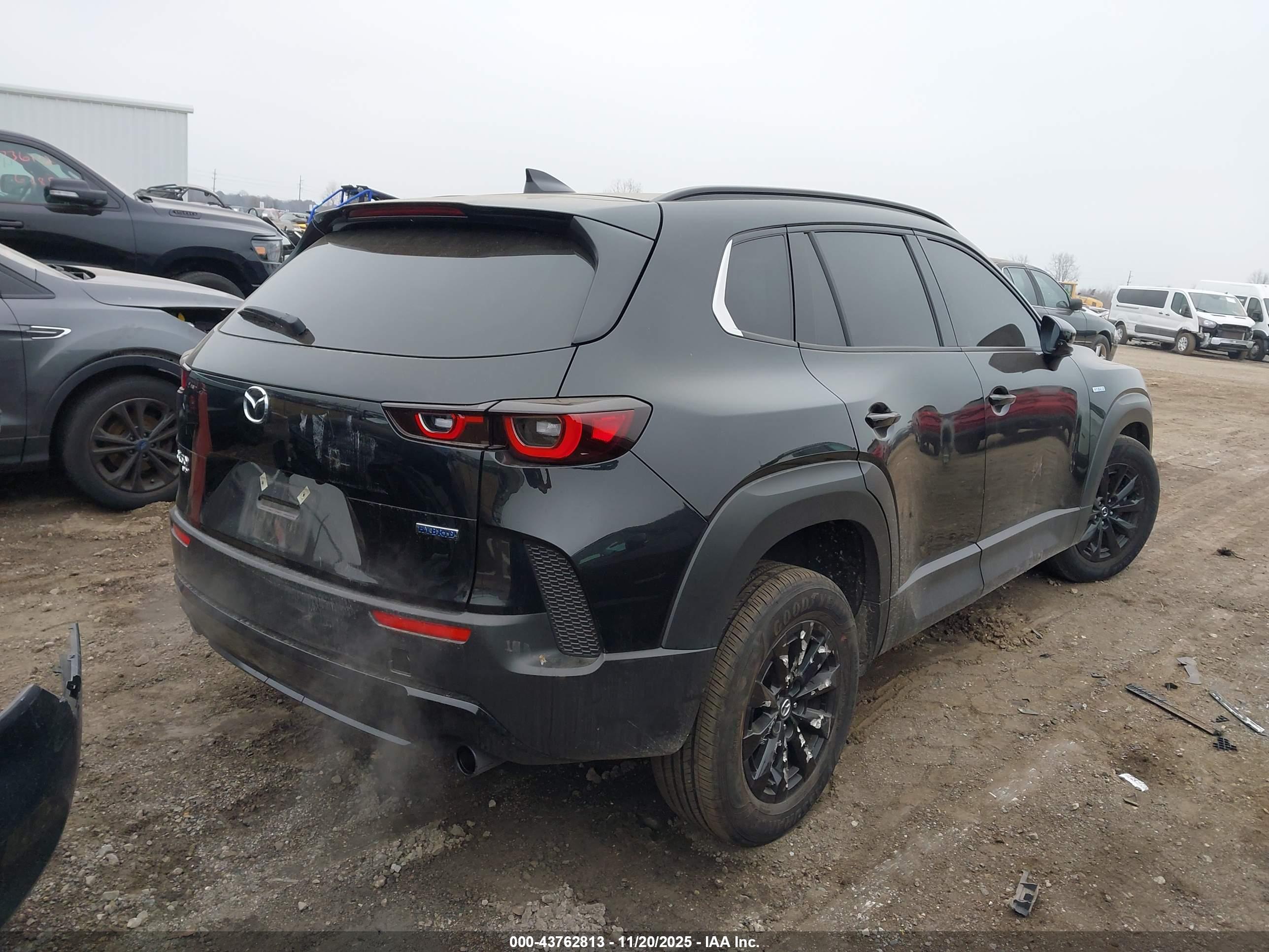 MAZDA CX-50 image 4
