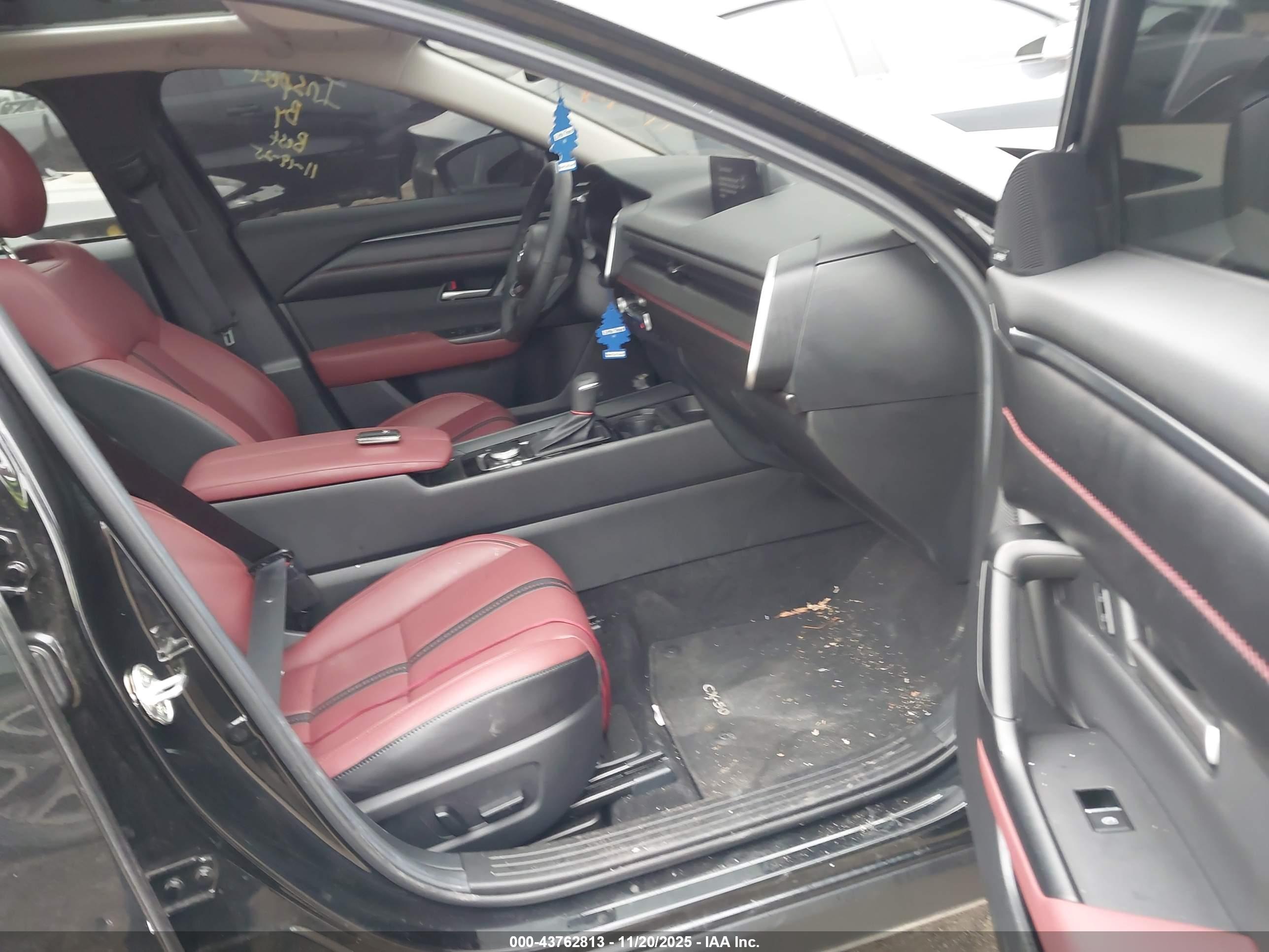 MAZDA CX-50 image 5