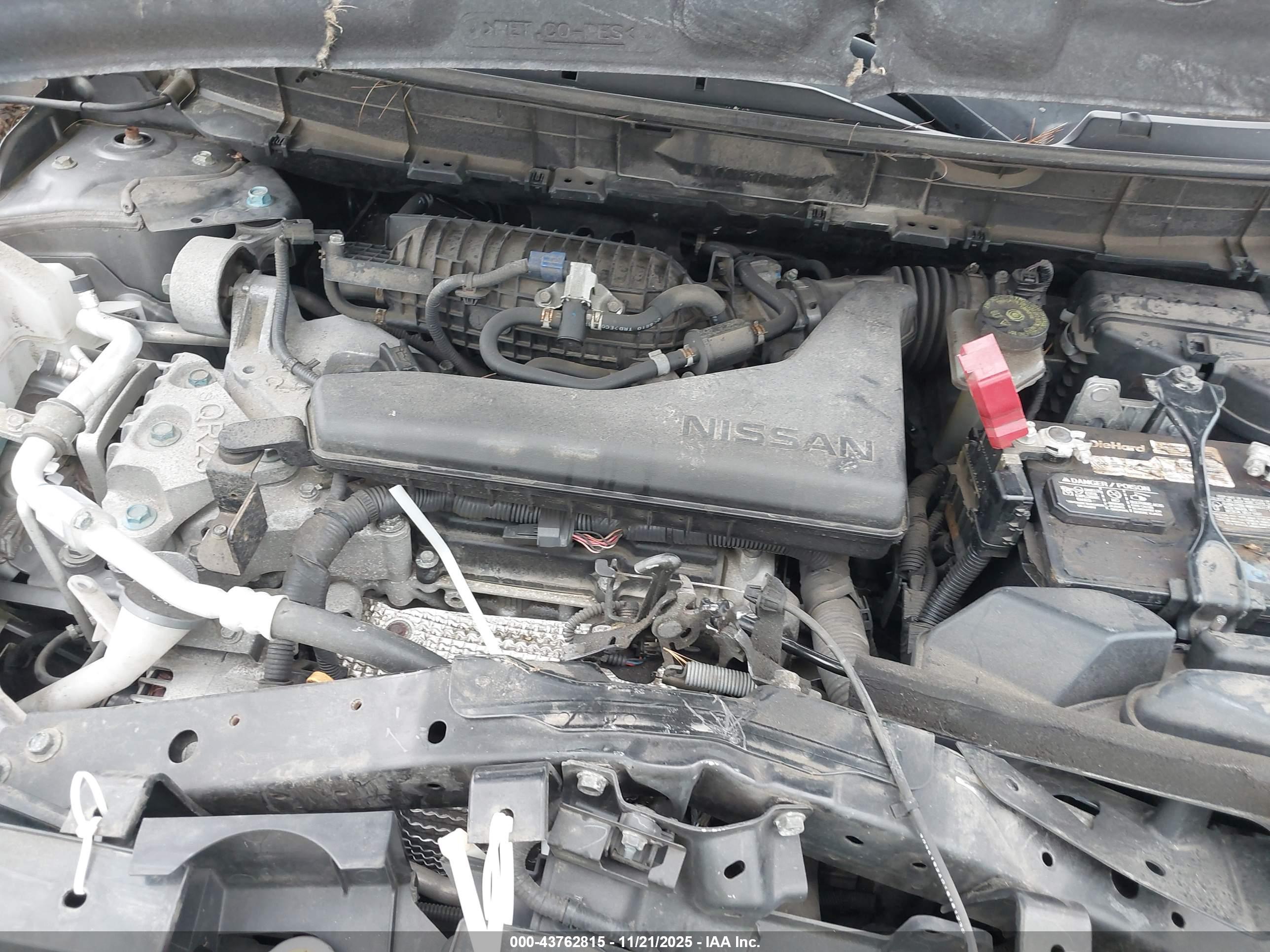 NISSAN ROGUE image 10