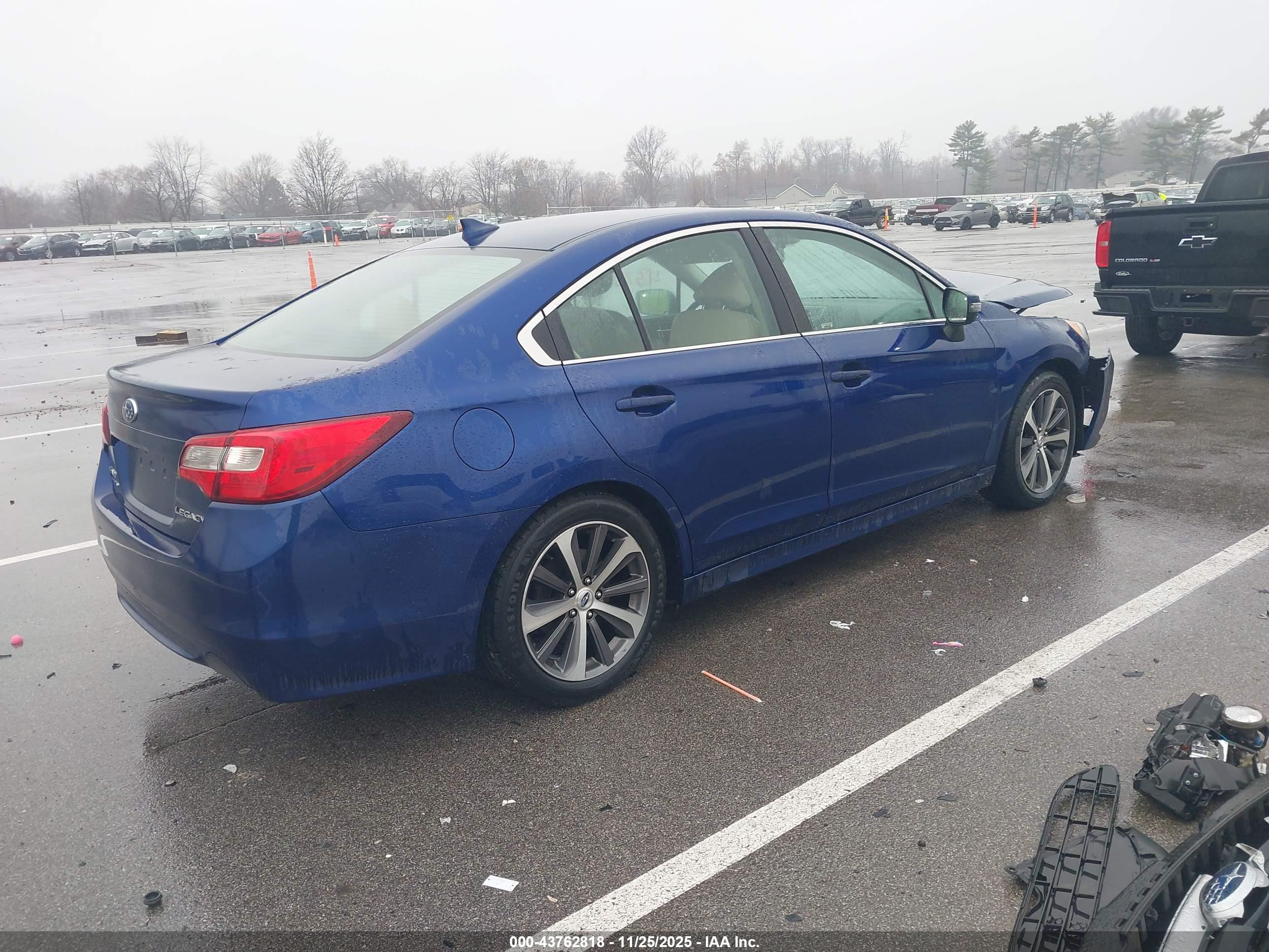 SUBARU LEGACY image 4