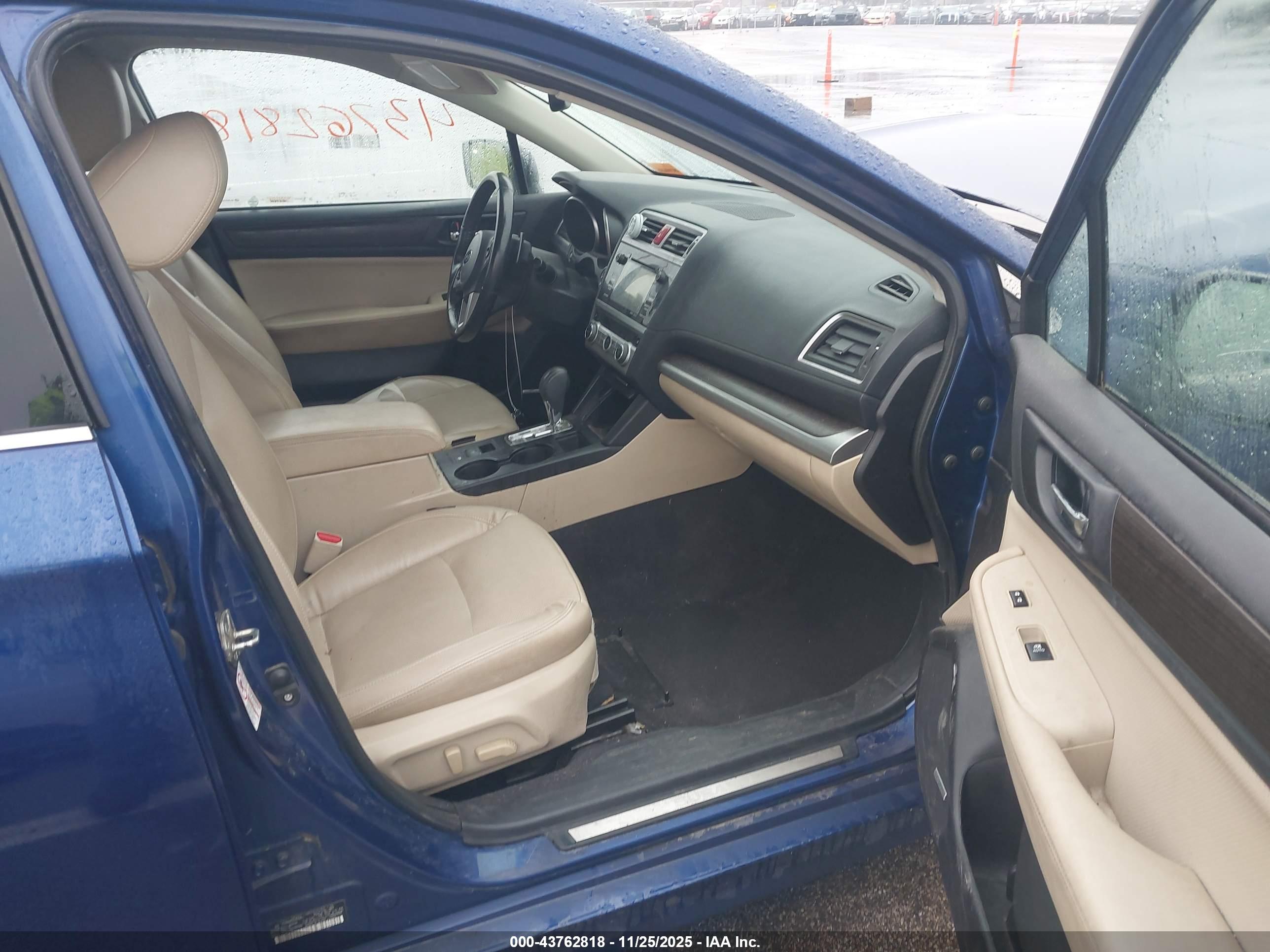 SUBARU LEGACY image 5
