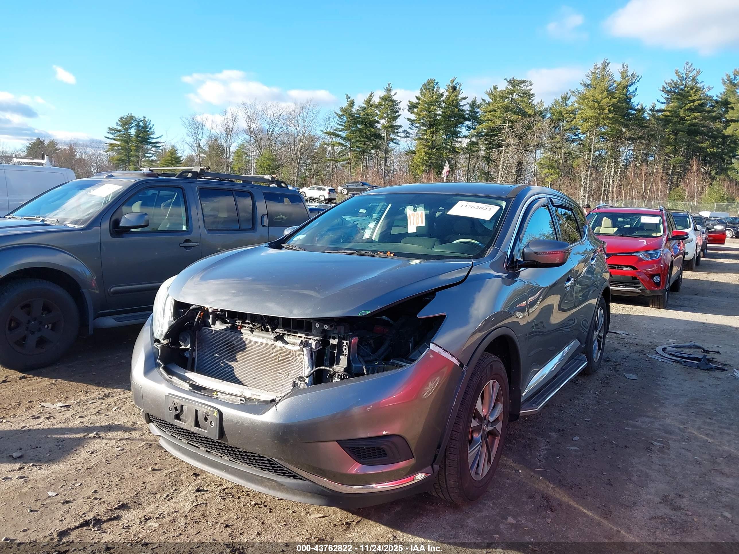 NISSAN MURANO image 2